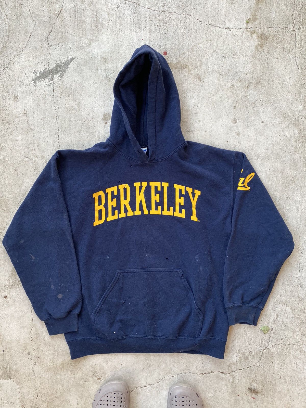 Vintage Vintage 80's Big logo distressed UC Berkeley hoodie | Grailed