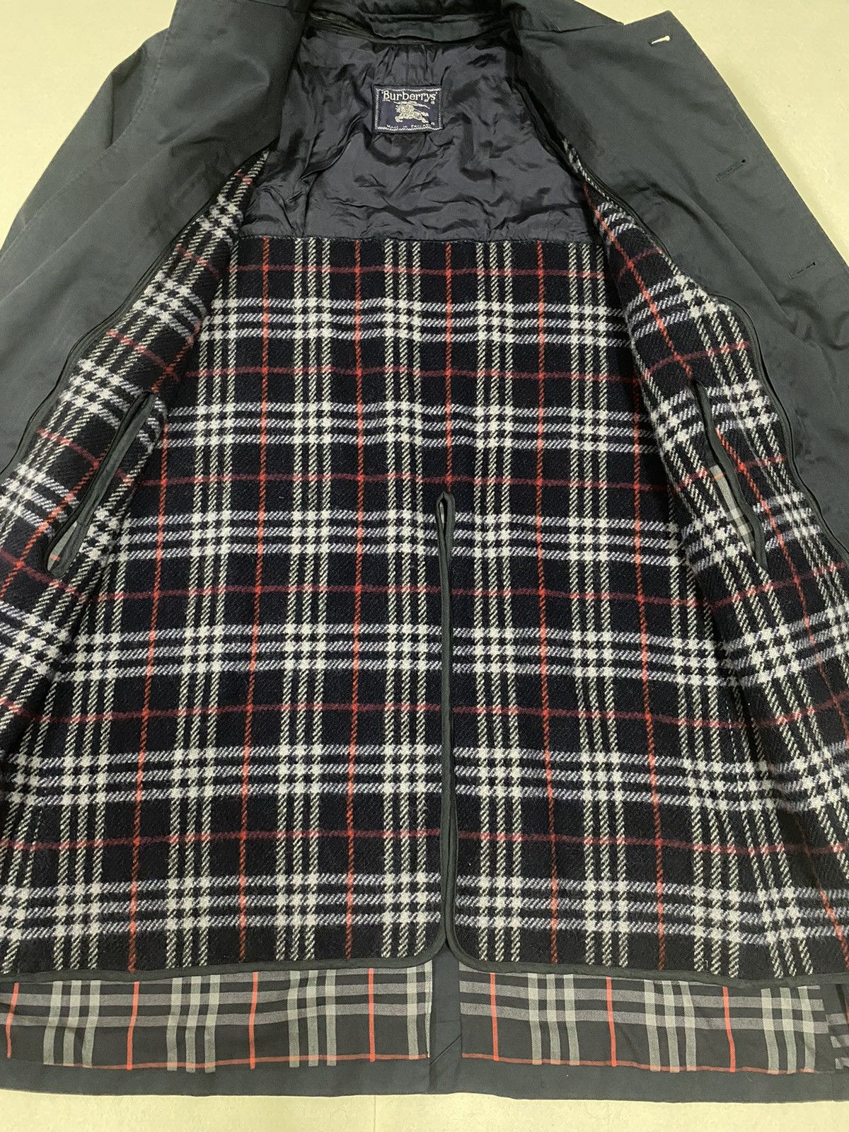 Burberry BURBERRY LONG TRENCH COAT Size US L / EU 52-54 / 3 - 2 Thumbnail