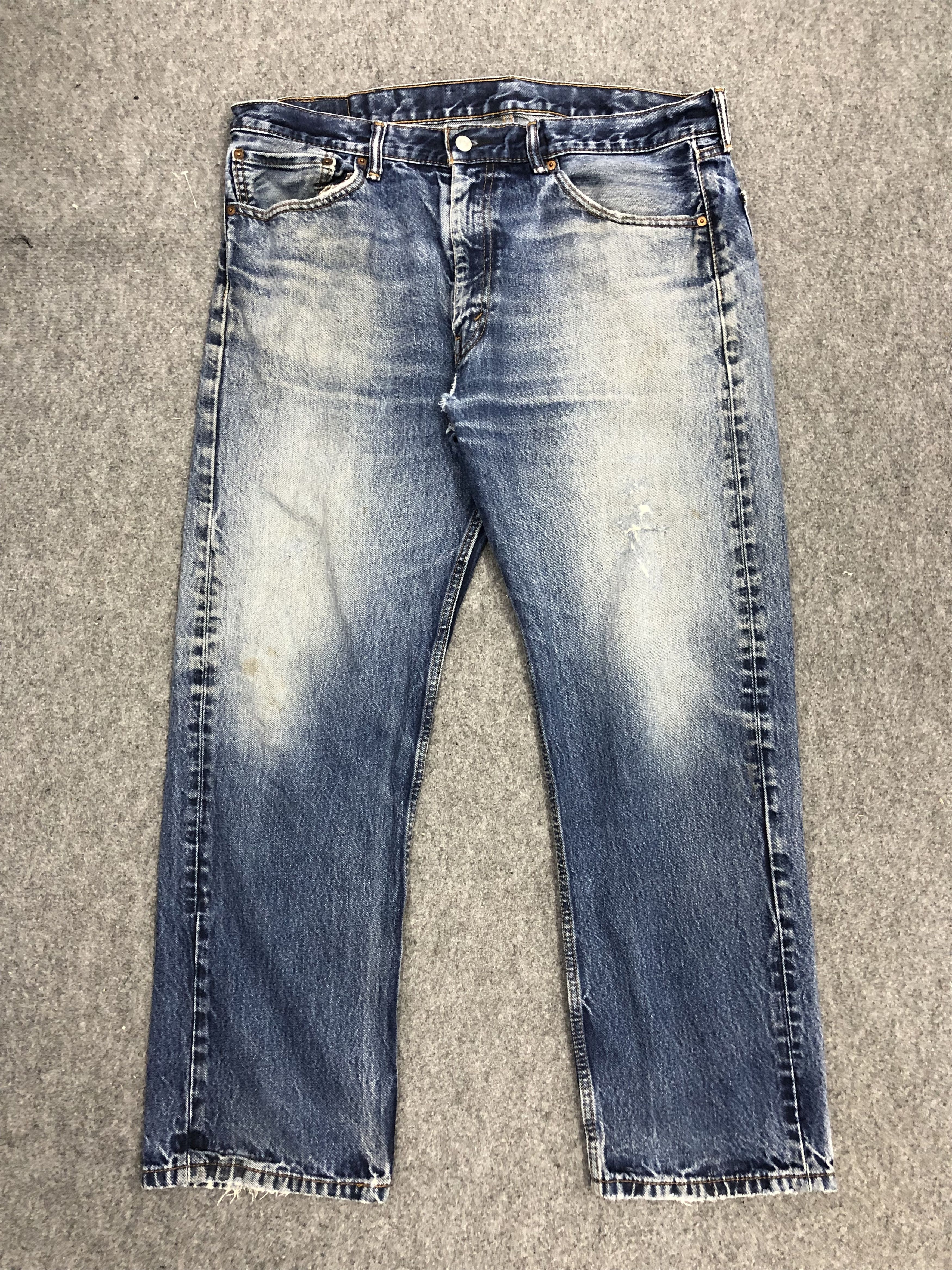 Levi's Vintage Levis 505 Sun Faded Denim DP1050 Size US 39 - 1 Thumbnail