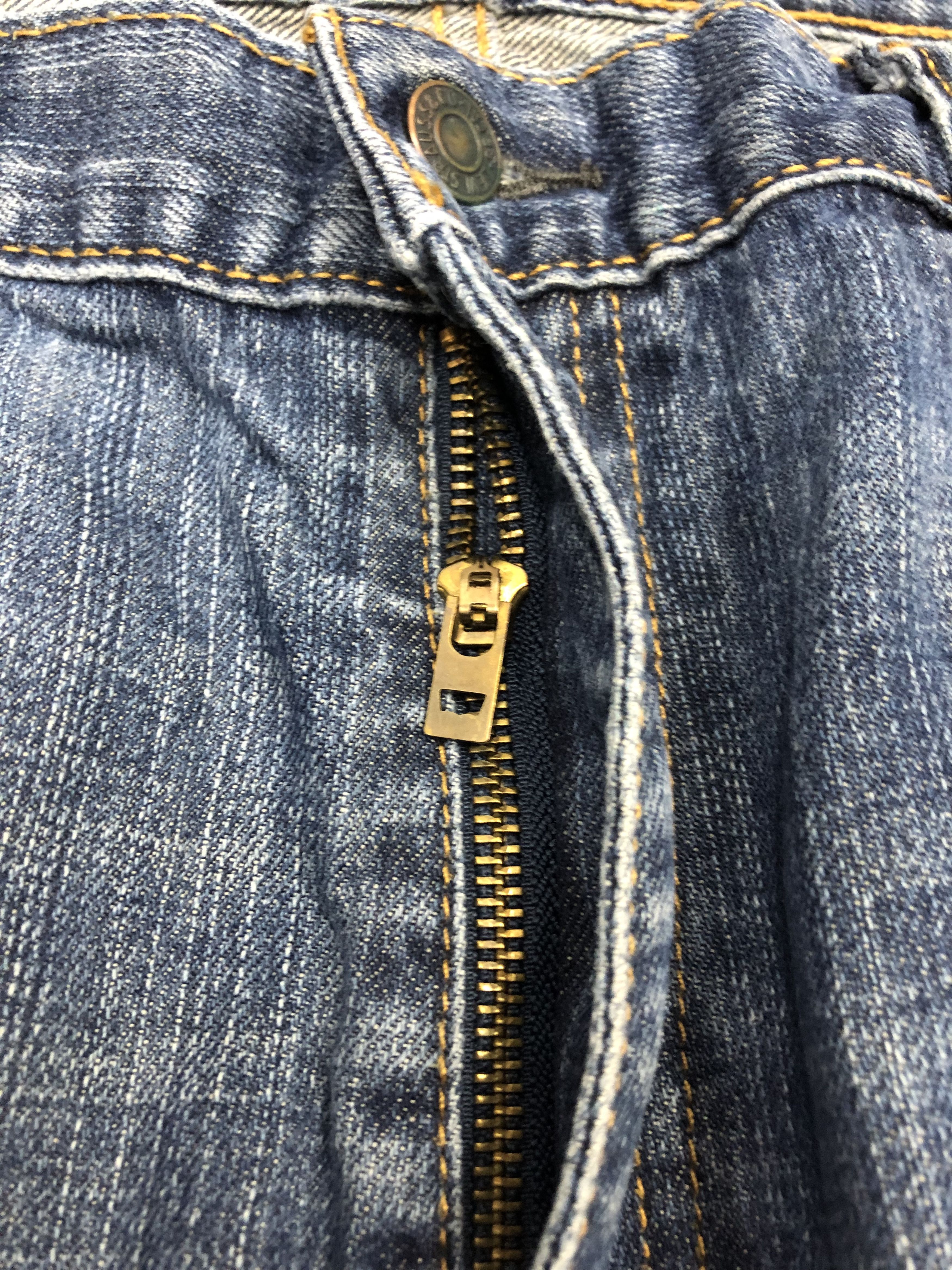 Levi's Vintage Levis 559 Denim DP1056 Size US 39 - 10 Thumbnail