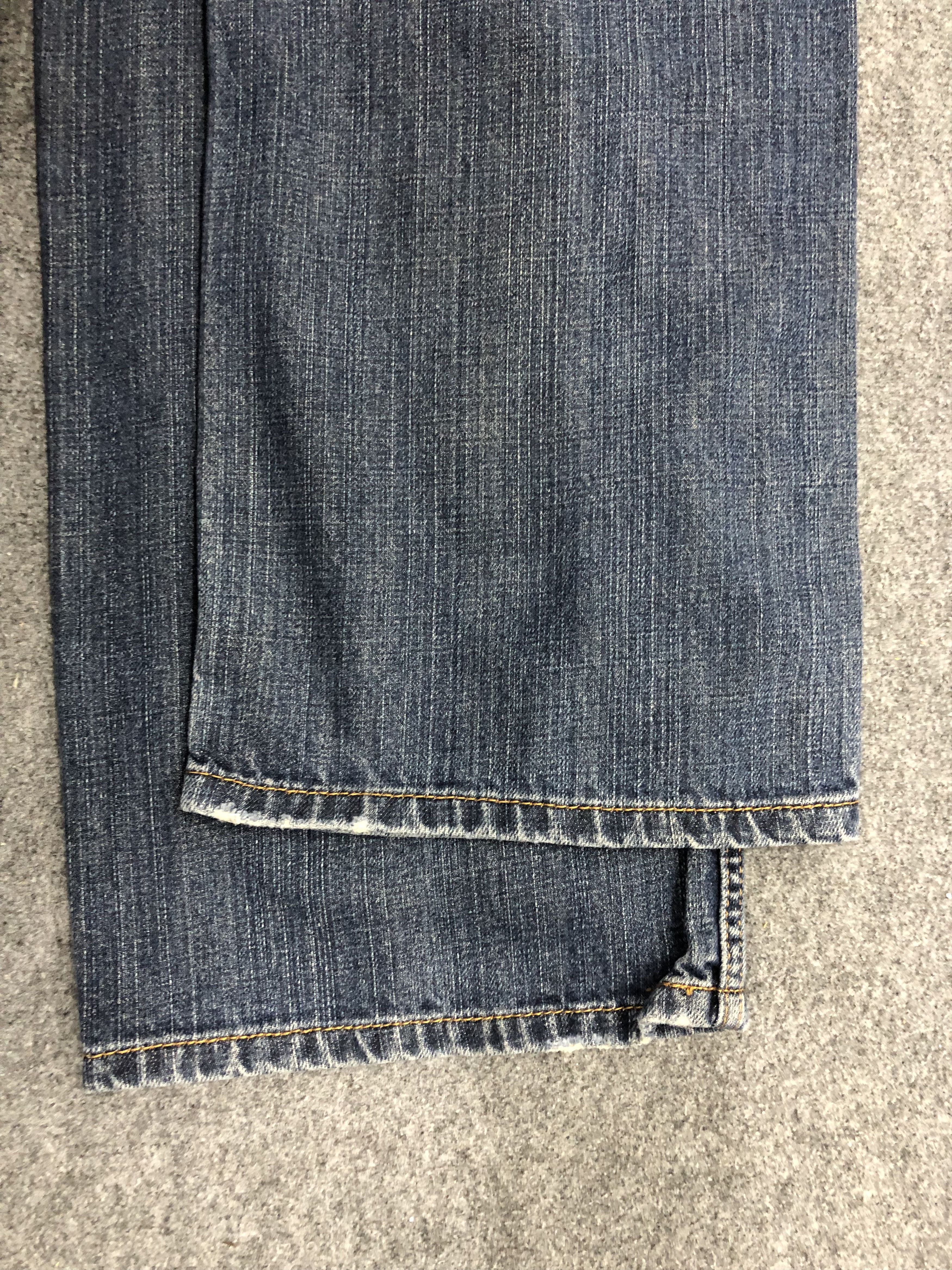 Levi's Vintage Levis 559 Denim DP1056 Size US 39 - 14 Thumbnail