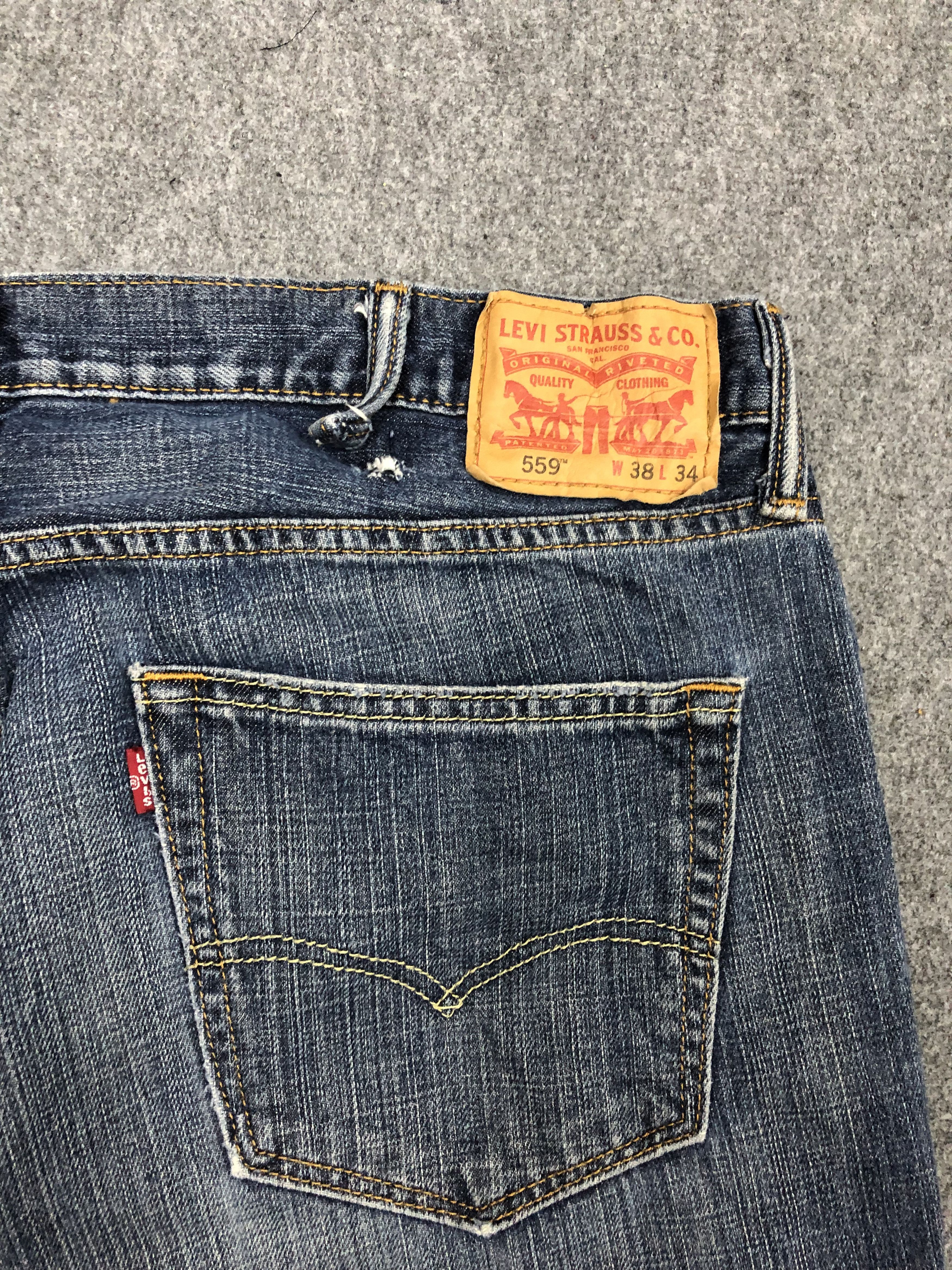 Levi's Vintage Levis 559 Denim DP1056 Size US 39 - 11 Thumbnail
