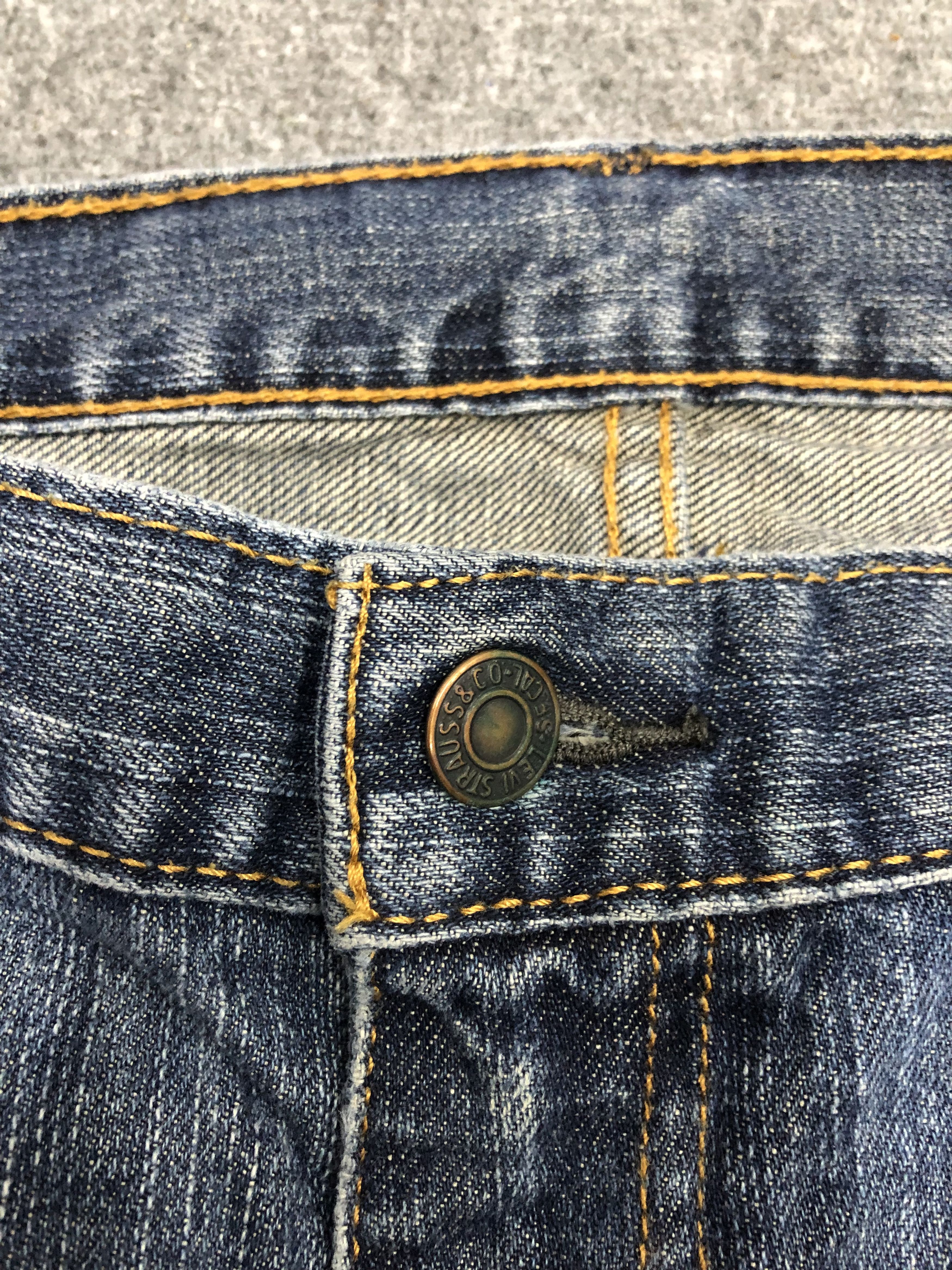 Levi's Vintage Levis 559 Denim DP1056 Size US 39 - 9 Thumbnail