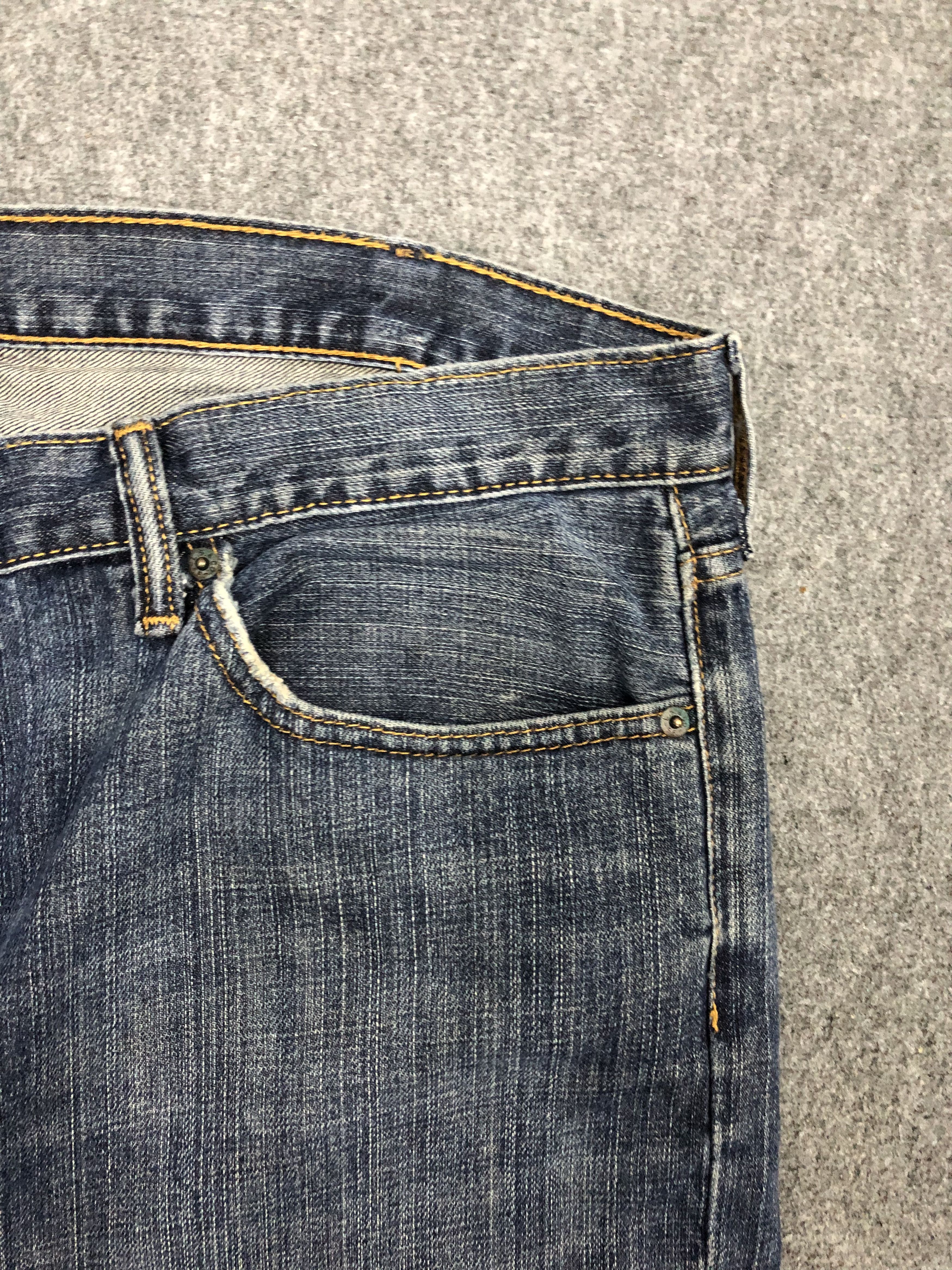 Levi's Vintage Levis 559 Denim DP1056 Size US 39 - 7 Thumbnail