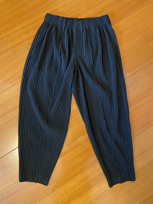 HOMME PLISSE ISSEY MIYAKE MEN PASTEL STRIPE PLEATED PANTS - NOBLEMARS