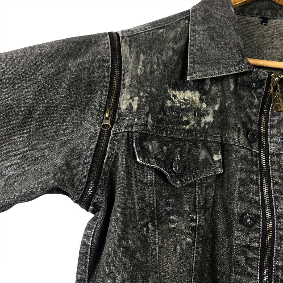 In The Attic In The Attic 🇯🇵 Distressed Detachable Sleeve Denim Jacket Size US M / EU 48-50 / 2 - 13 Thumbnail