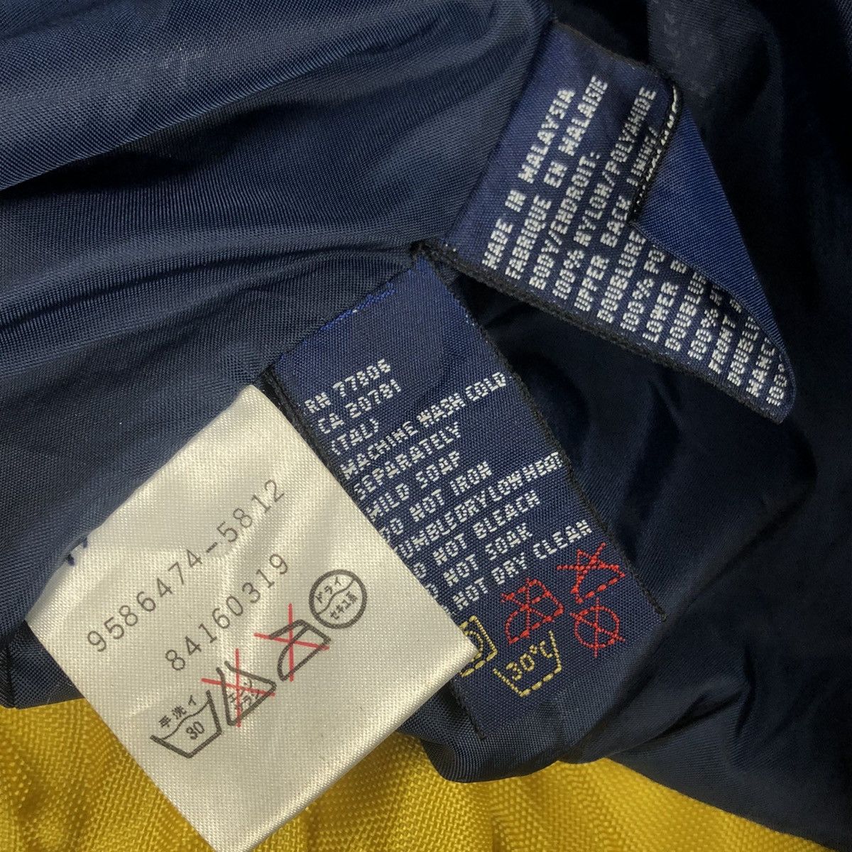 Tommy Hilfiger Vintage 90s Tommy Hilfiger Sailing Gear Size US M / EU 48-50 / 2 - 21 Thumbnail