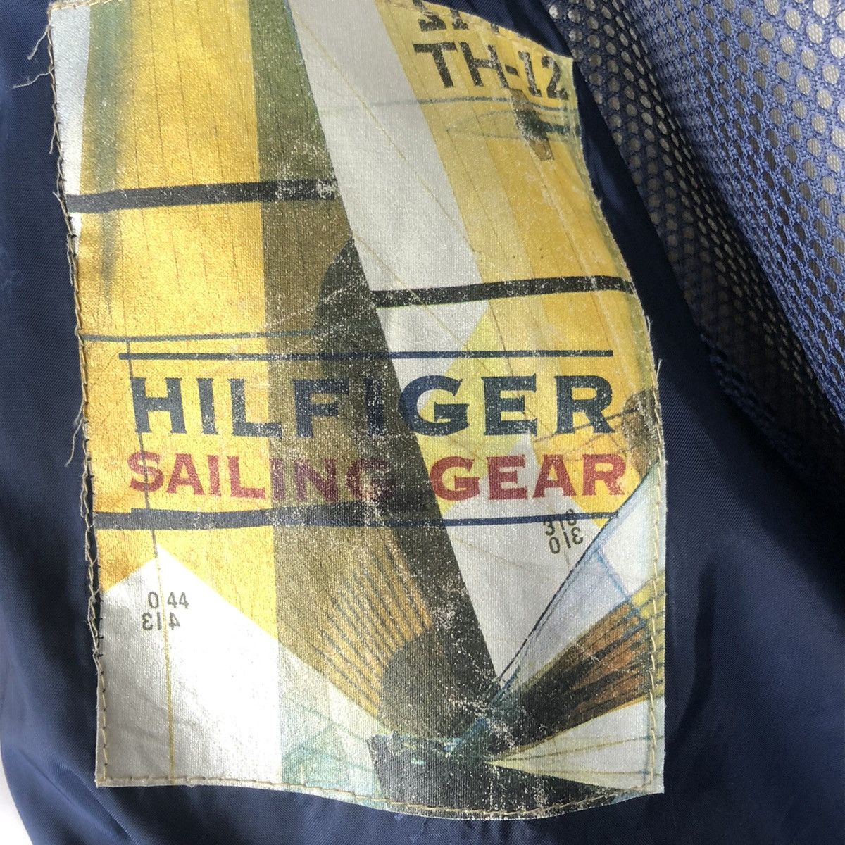 Tommy Hilfiger Vintage 90s Tommy Hilfiger Sailing Gear Size US M / EU 48-50 / 2 - 18 Thumbnail