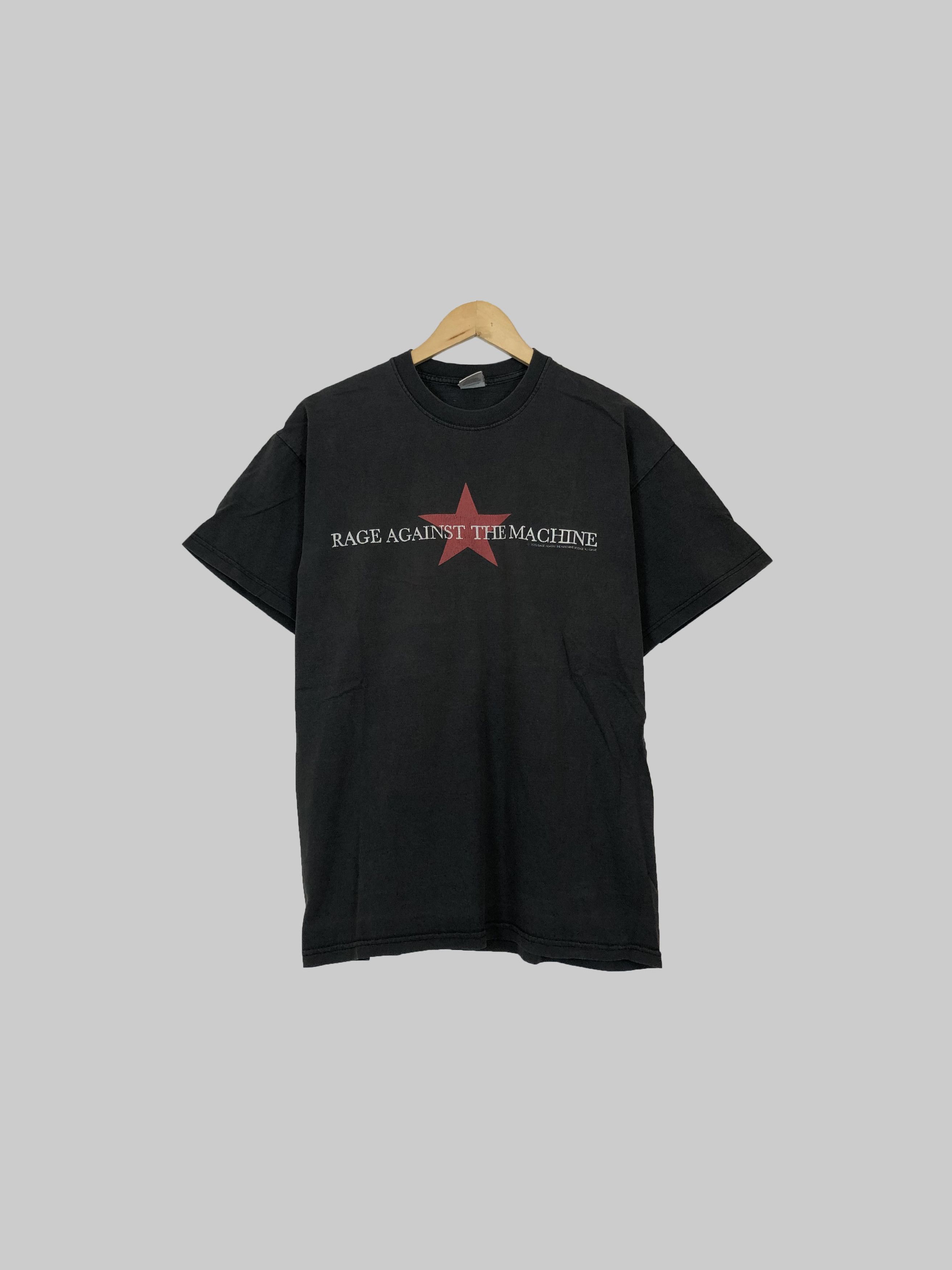 2008東京ライブRAGE AGAINST THE MACHINE Tシャツ M 2008東京ライブRAGE AGAINST THE MACHINE Tシャツ M - メルカリ