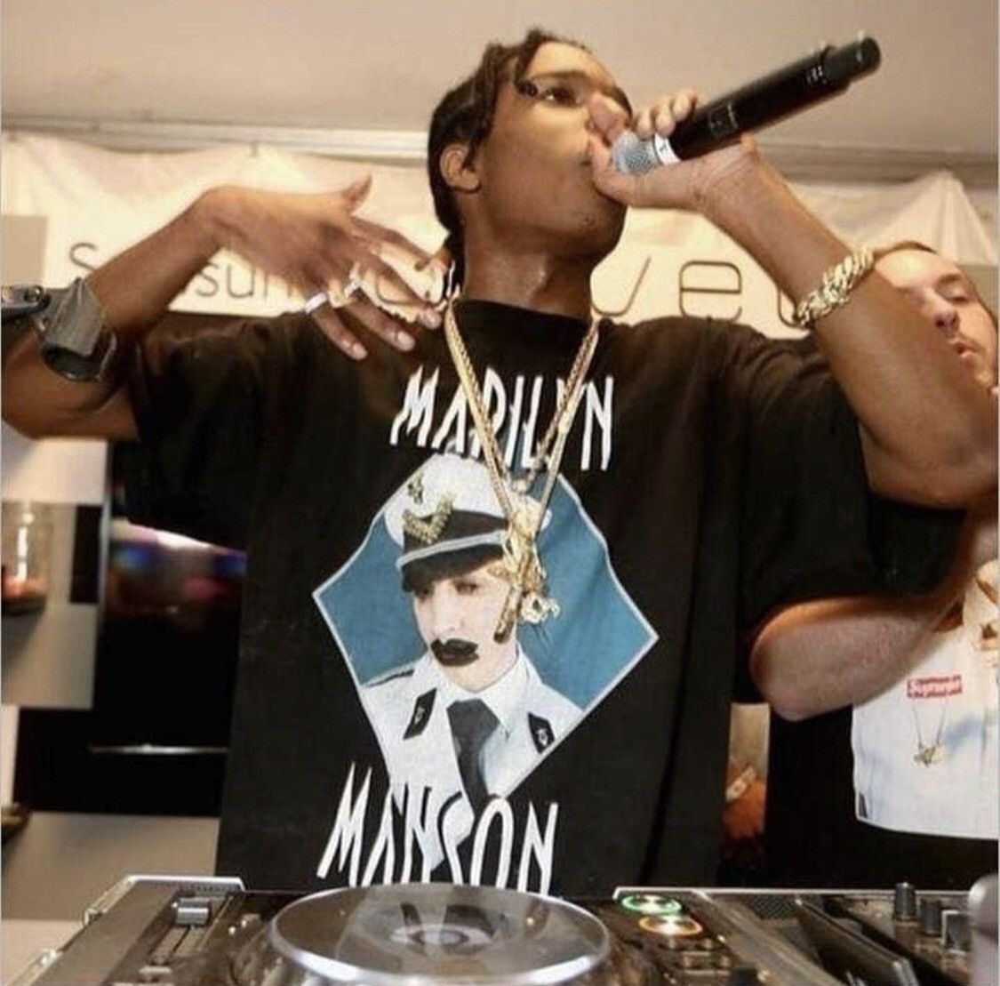 Marilyn Manson Grotesk Burlesk ©︎2003 Black Vintage T-Shirt - Marilyn Manson Grotesk Burlesk - L