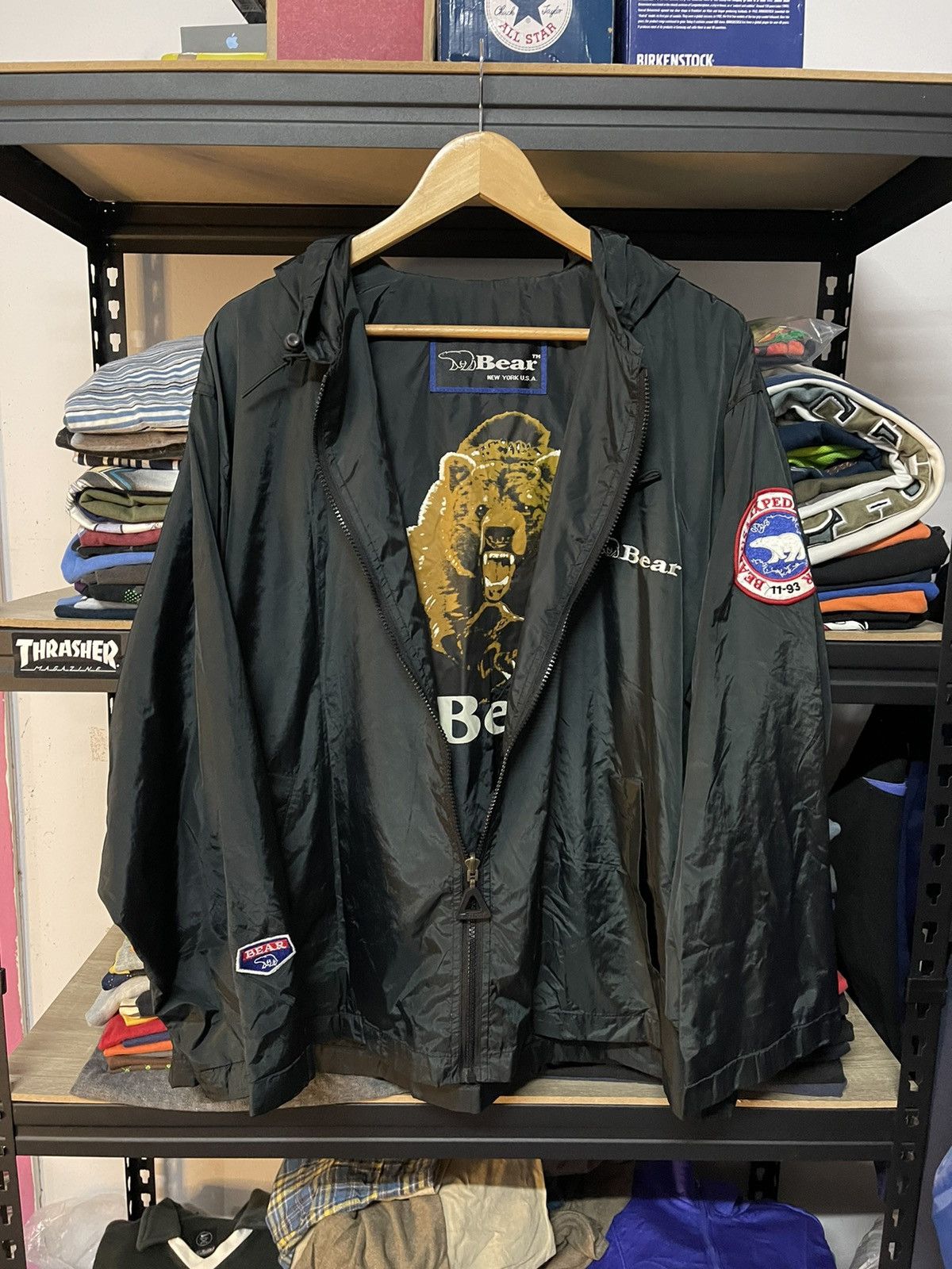 Vintage Vintage Bear Reversible Windbreaker Jacket Big Logo Size US XL / EU 56 / 4 - 7 Thumbnail