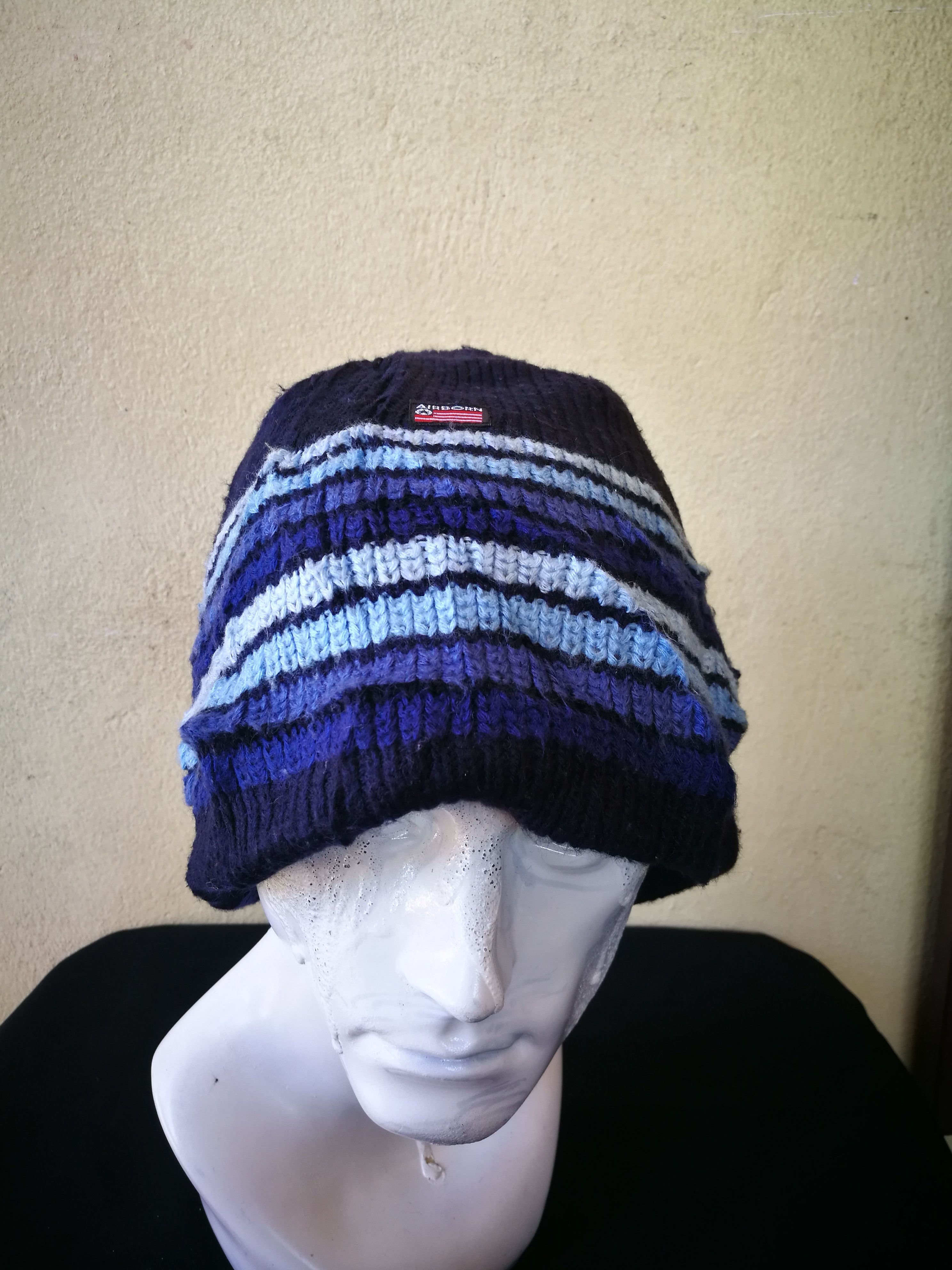 Other Airbone Beanie hat Size ONE SIZE - 1 Thumbnail