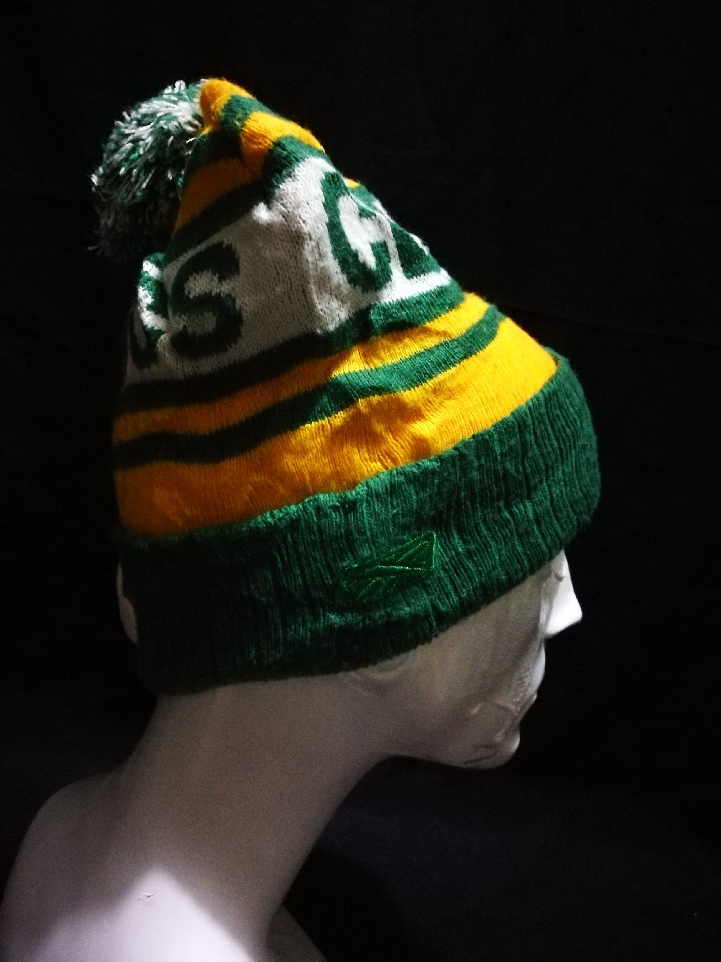NBA × NFL × Reebok Vintage Reebok NFL celtics team Snow cap Size ONE SIZE - 4 Thumbnail