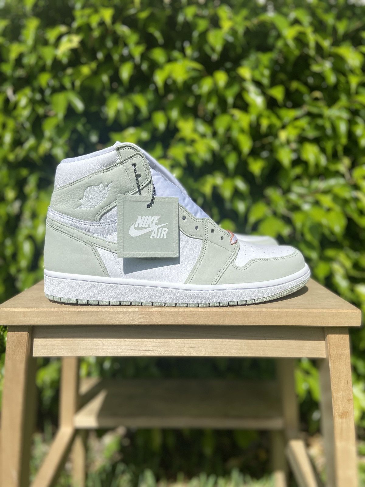 aj1 seafoam green