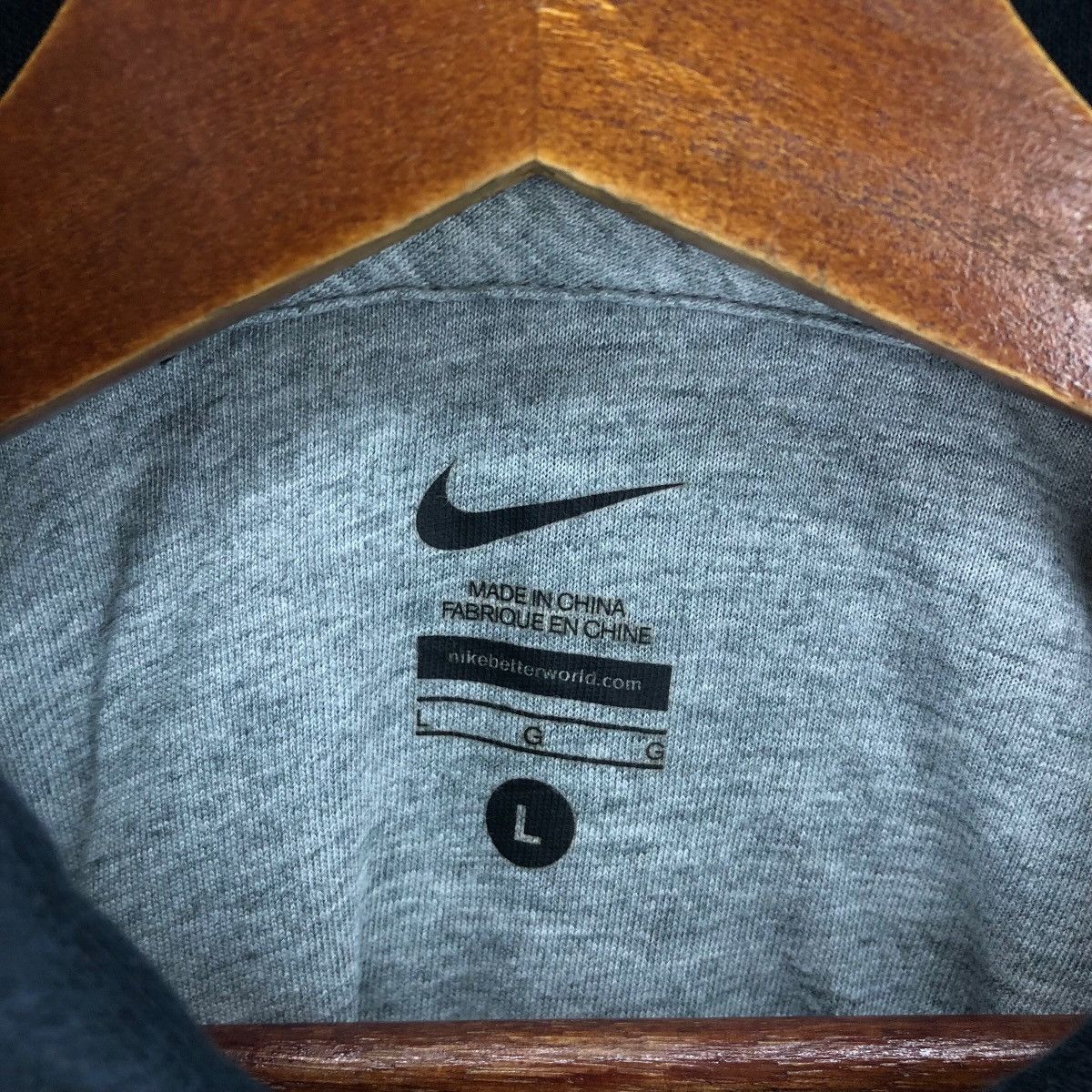 NFL Vintage Nike NFL Carolina Panthers Hoodie Big Logo Size US L / EU 52-54 / 3 - 9 Thumbnail