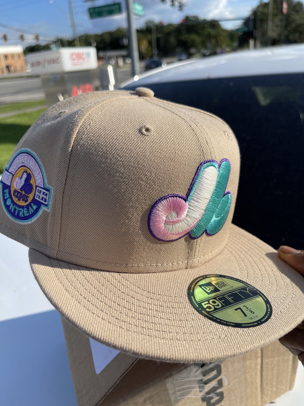 Sandstorm Montreal store expos hat club exlusive