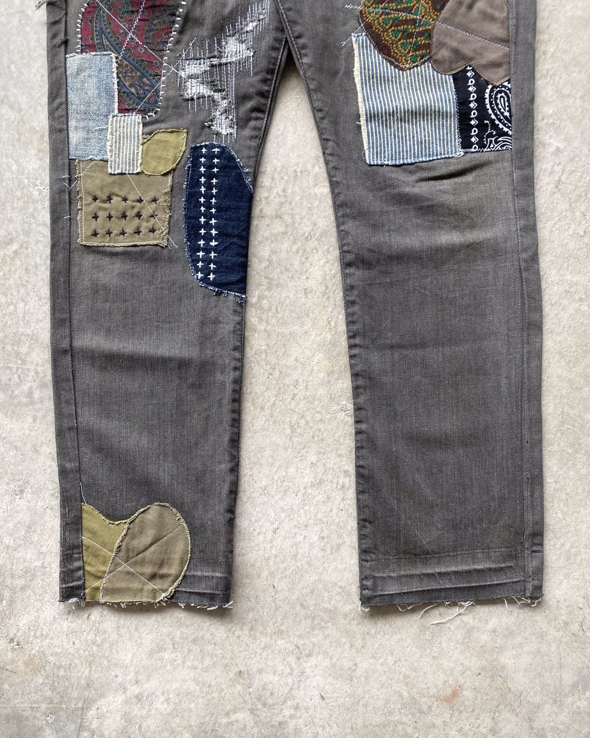 Levi's 1990s Faded Grey Levi's 501 Patched Jeans Size US 33 - 4 Thumbnail