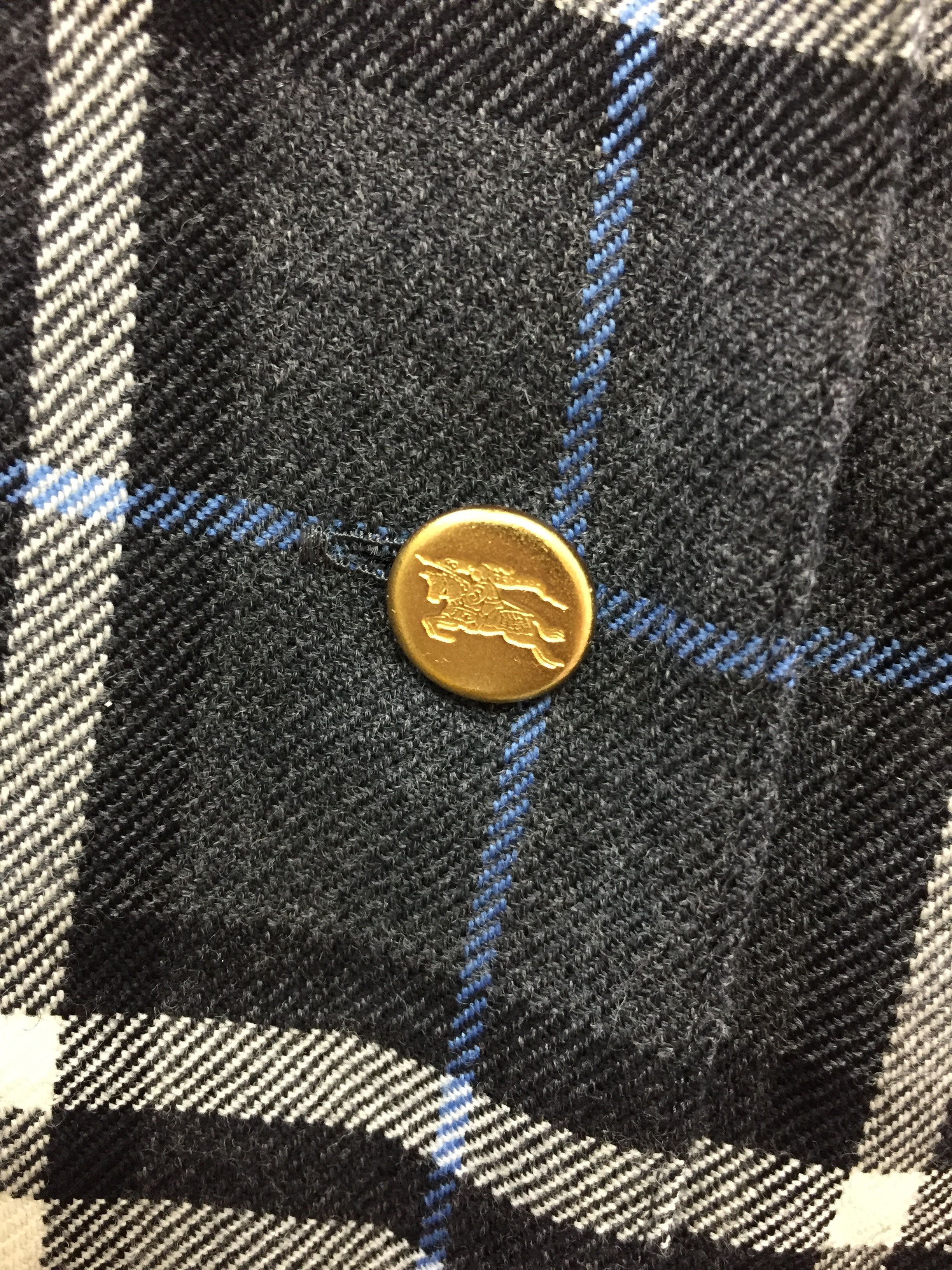 Burberry × Vintage 90s Burberry nova check oversize gold button 100% wool shirt Size L / US 10 / IT 46 - 6 Thumbnail