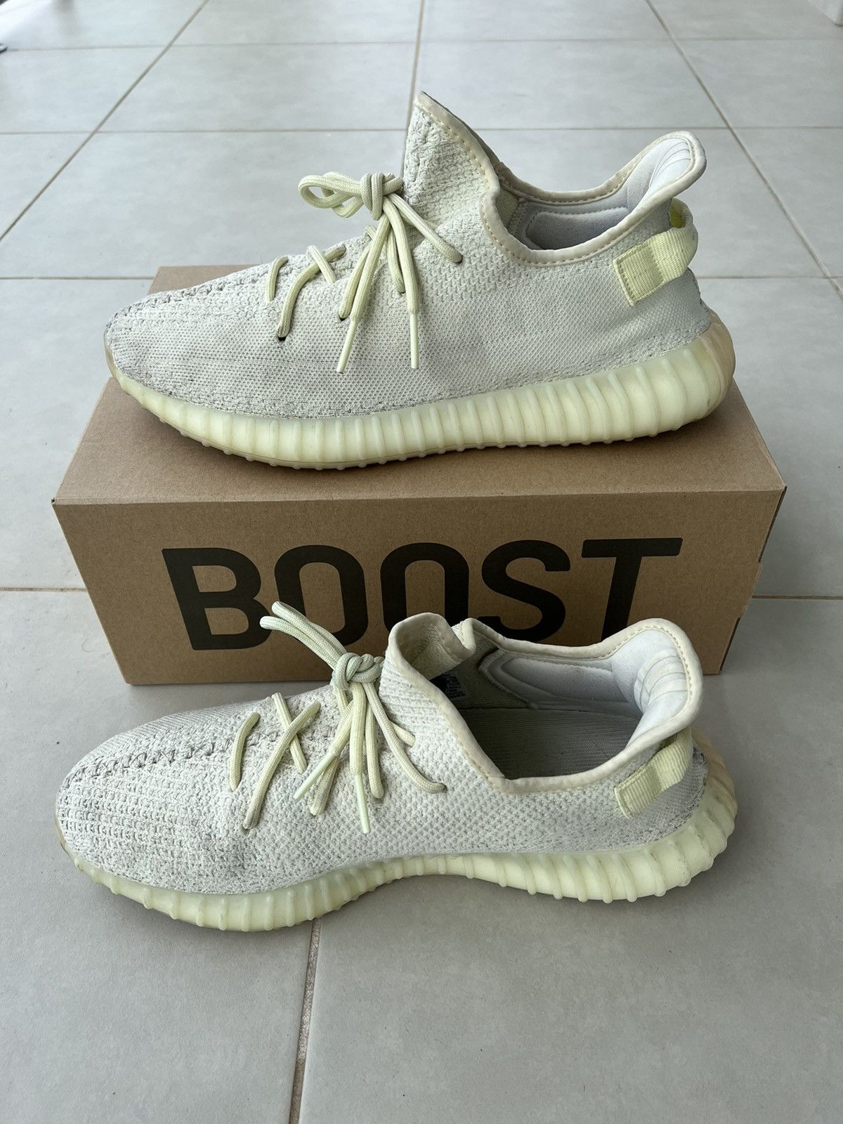Adidas × Kanye West YEEZY BOOST 350 V2 BUTTER US 12 Size US 13 / EU 46 - 4 Thumbnail