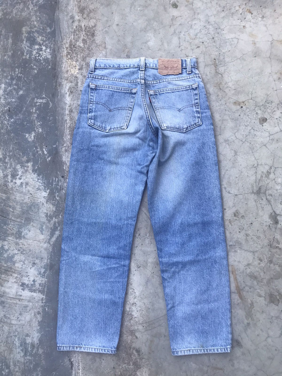 Levi's LIGHT WASH LEVIS 610 VINTAGE DISTRESSED DENIM JEANS W27 Size US 27 - 2 Thumbnail