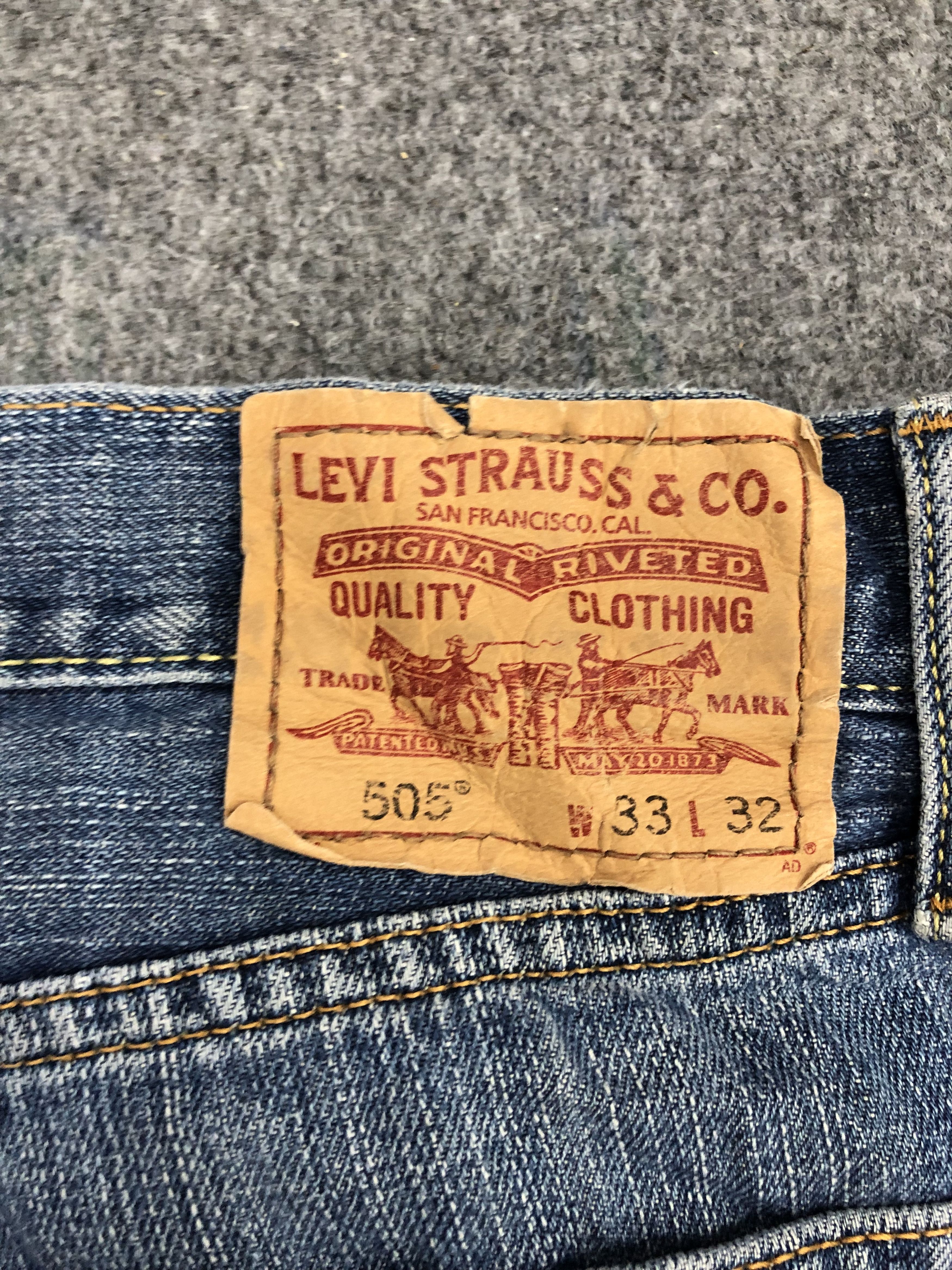 Levi's Vintage Levis 505 Denim DP1086 Size US 35 - 5 Thumbnail