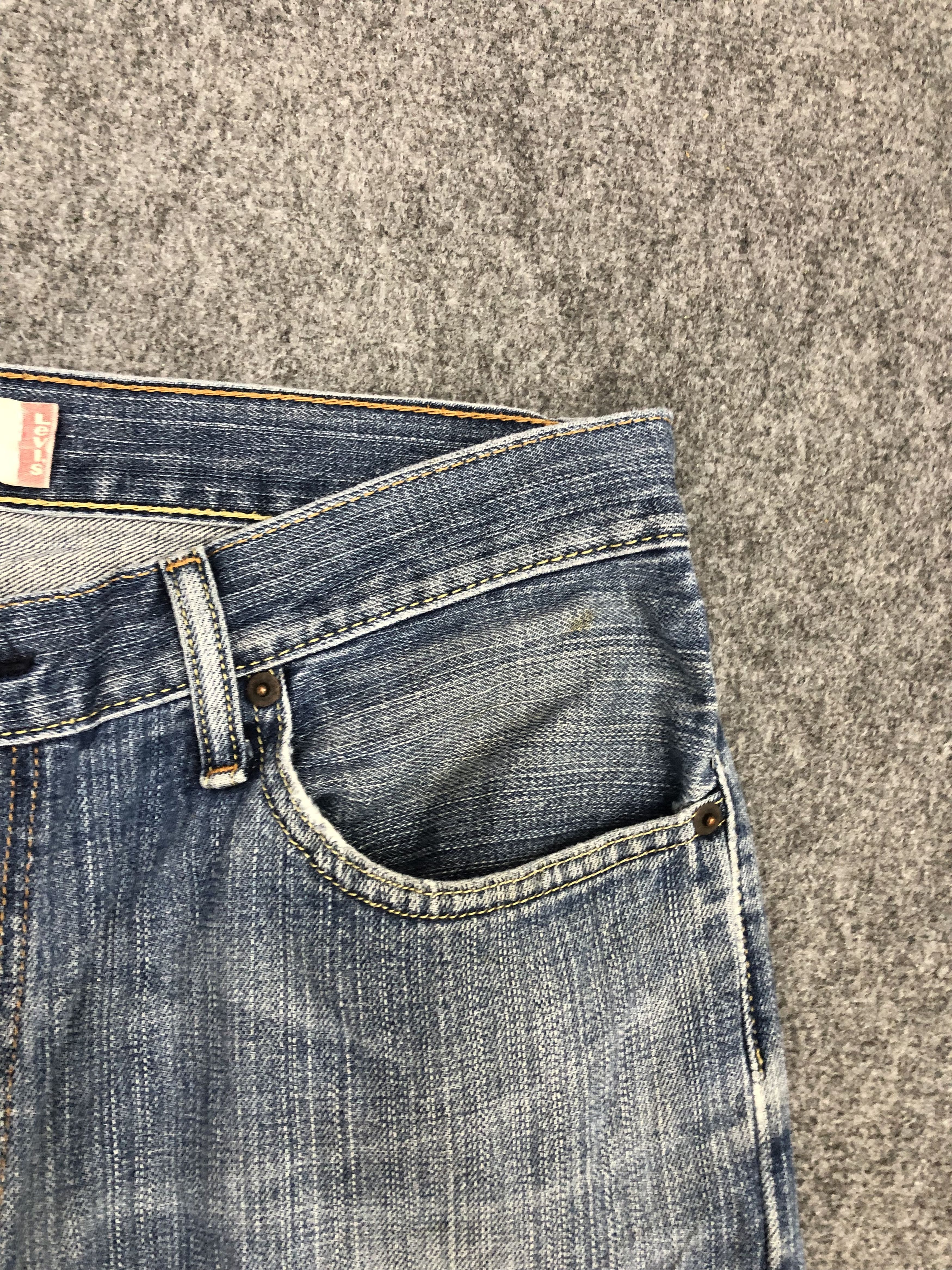 Levi's Vintage Levis 505 Denim DP1086 Size US 35 - 7 Thumbnail