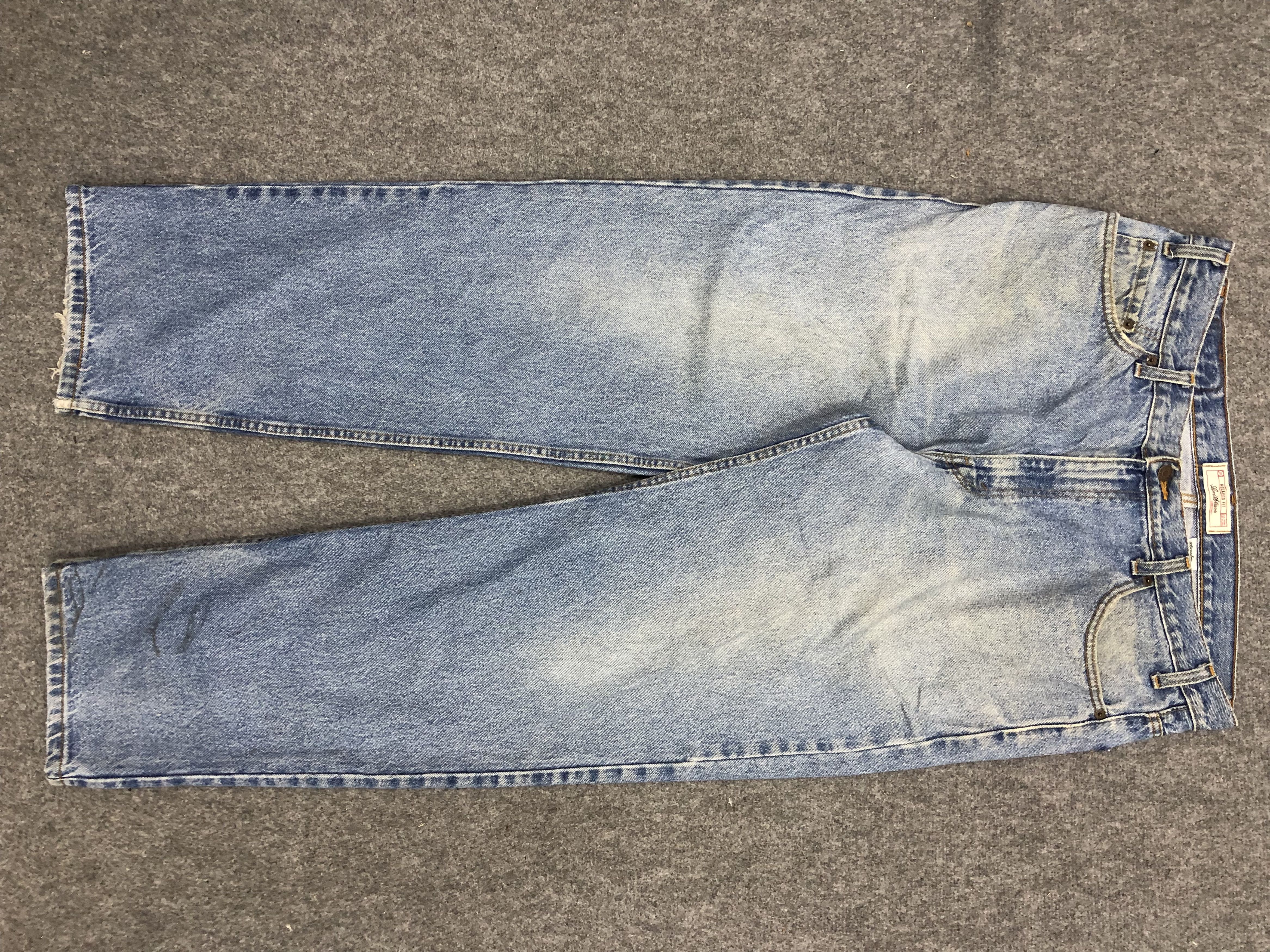image of Levis Signature Denim in Blue Denim, Men's (Size 38)