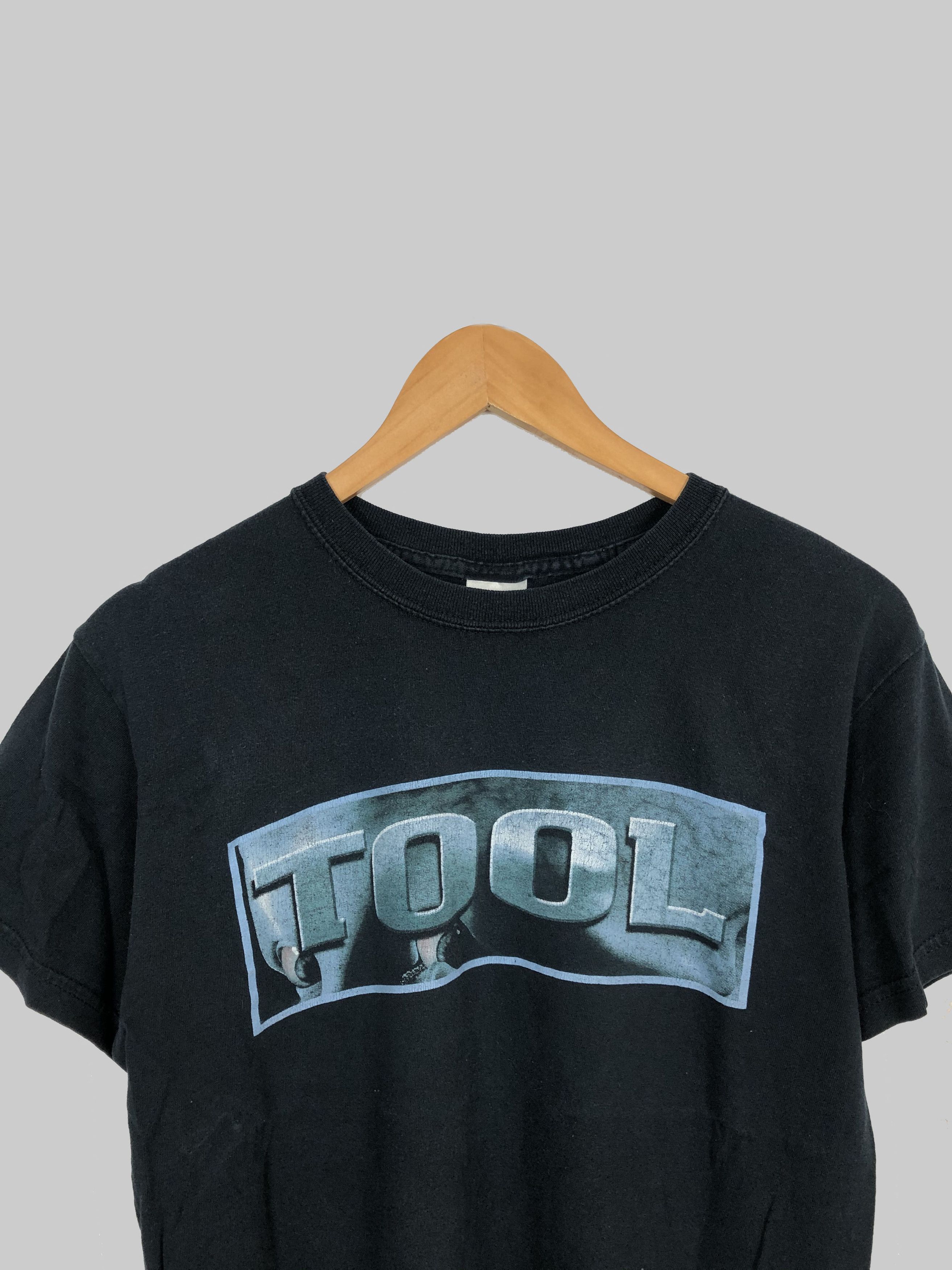 Band Tees Vintage 2006 Tool (Nine Inch Nails Pearl Jam Korn) Size US S / EU 44-46 / 1 - 3 Thumbnail