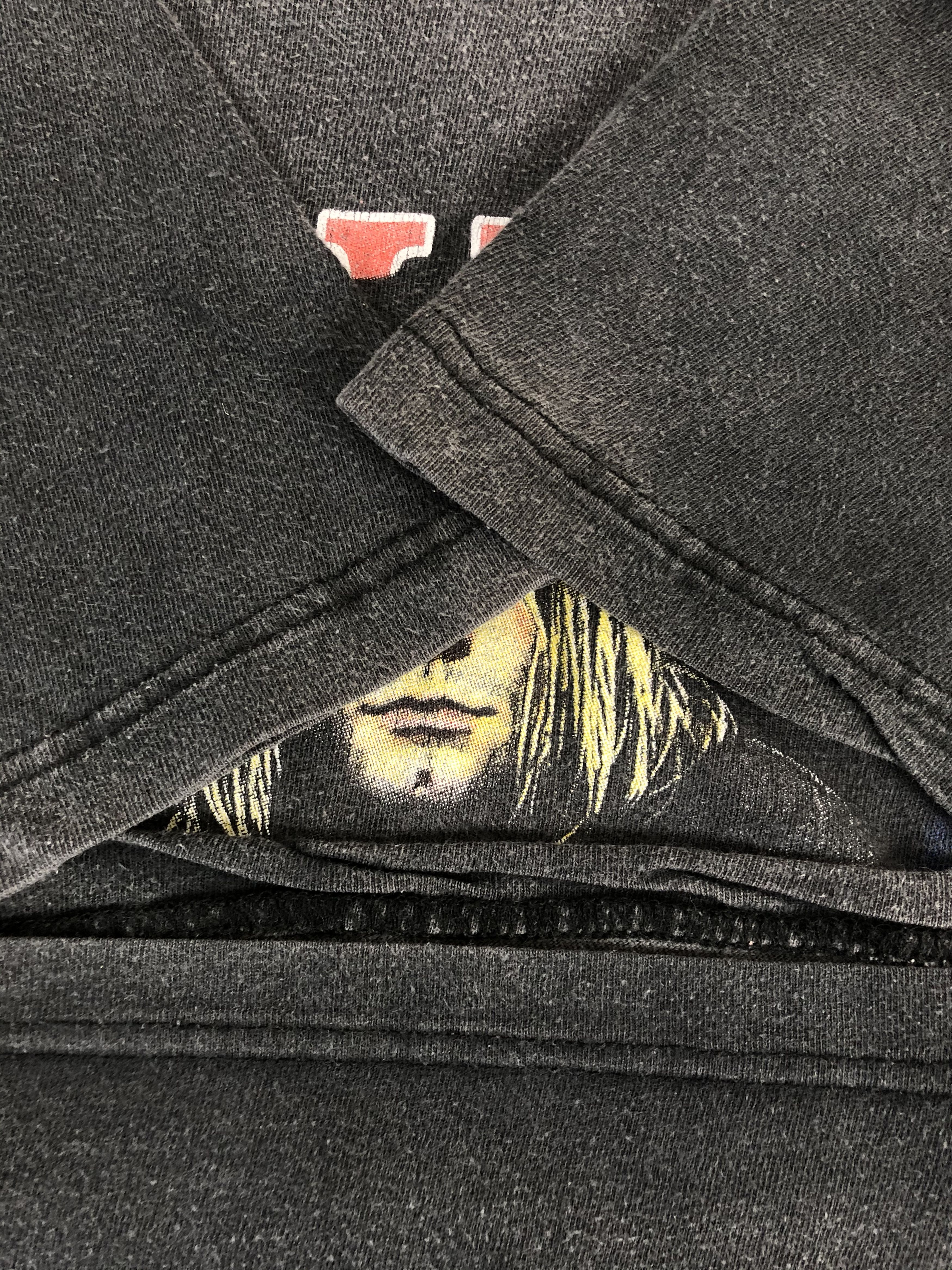Band Tees Vintage 90s Nirvana Kurt Cobain (Red Hot Chili Peppers) Size US M / EU 48-50 / 2 - 11 Thumbnail