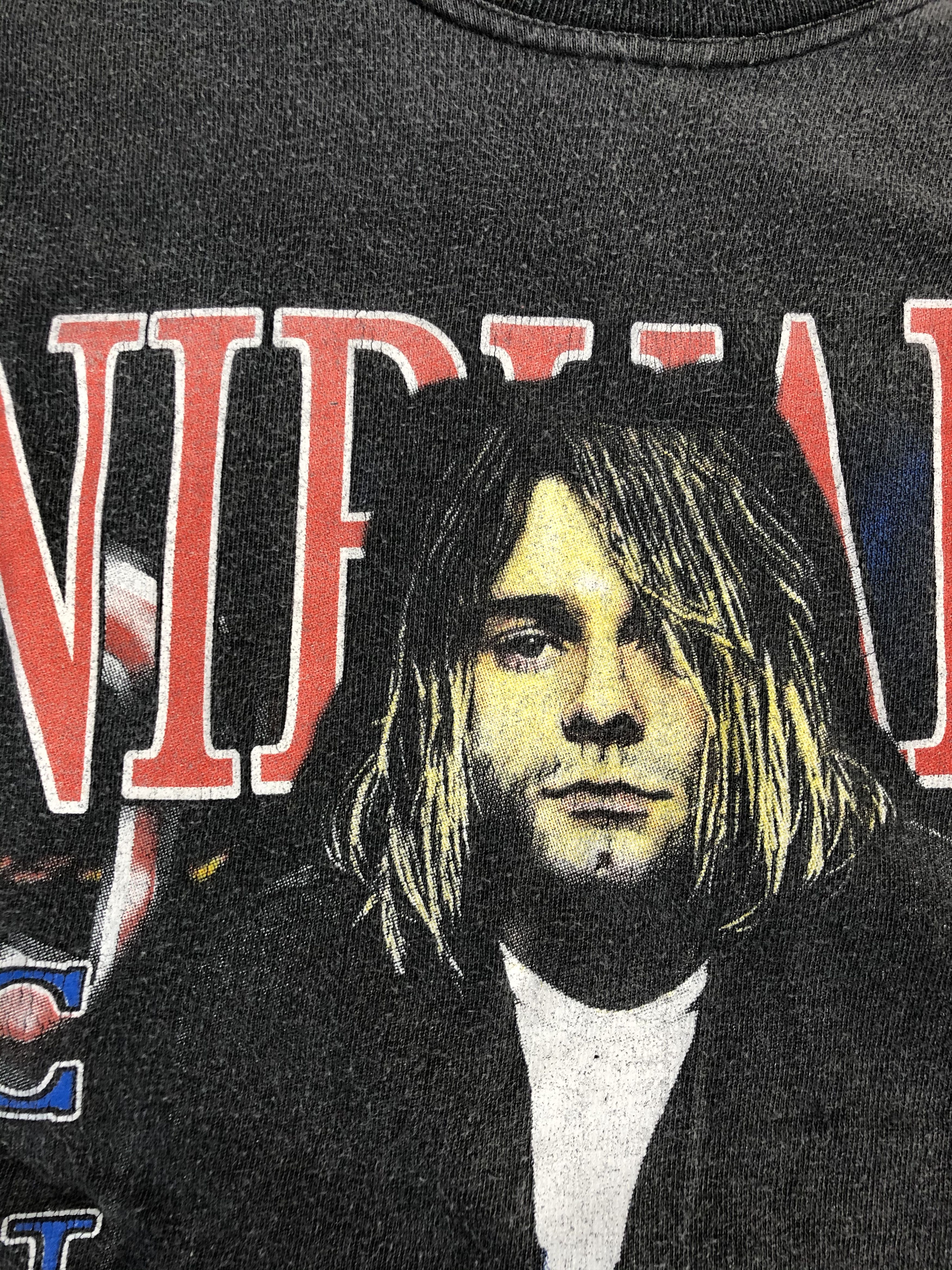 Band Tees Vintage 90s Nirvana Kurt Cobain (Red Hot Chili Peppers) Size US M / EU 48-50 / 2 - 6 Thumbnail