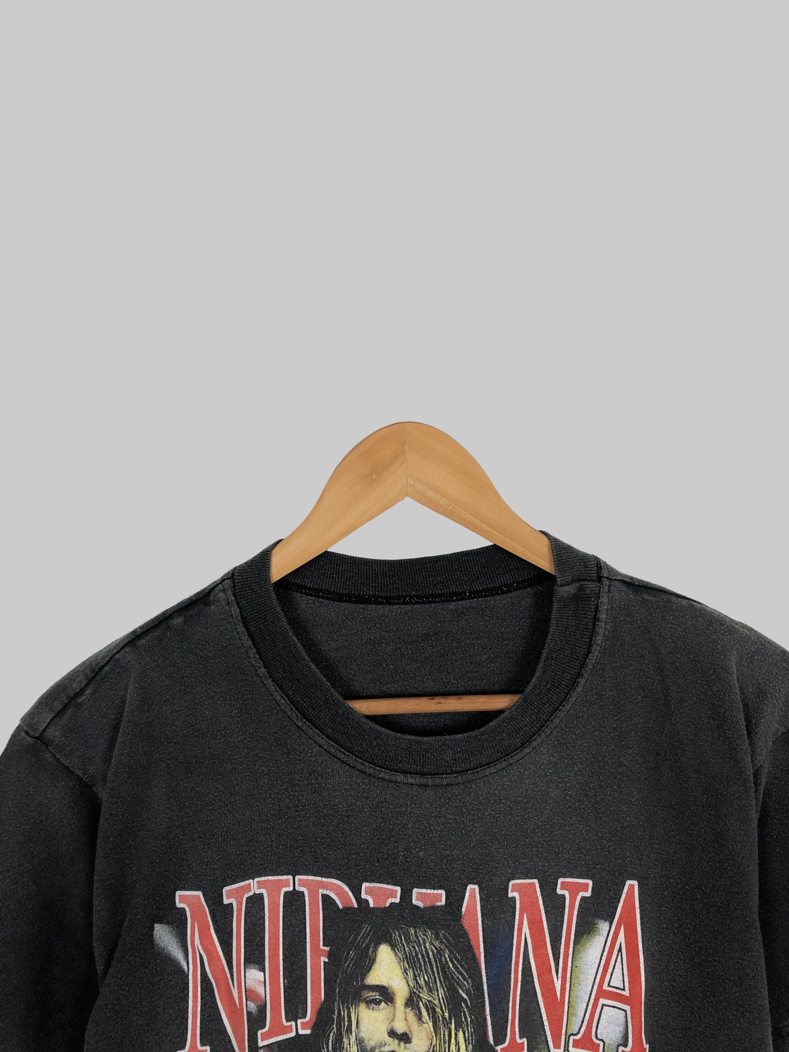 Band Tees Vintage 90s Nirvana Kurt Cobain (Red Hot Chili Peppers) Size US M / EU 48-50 / 2 - 3 Thumbnail