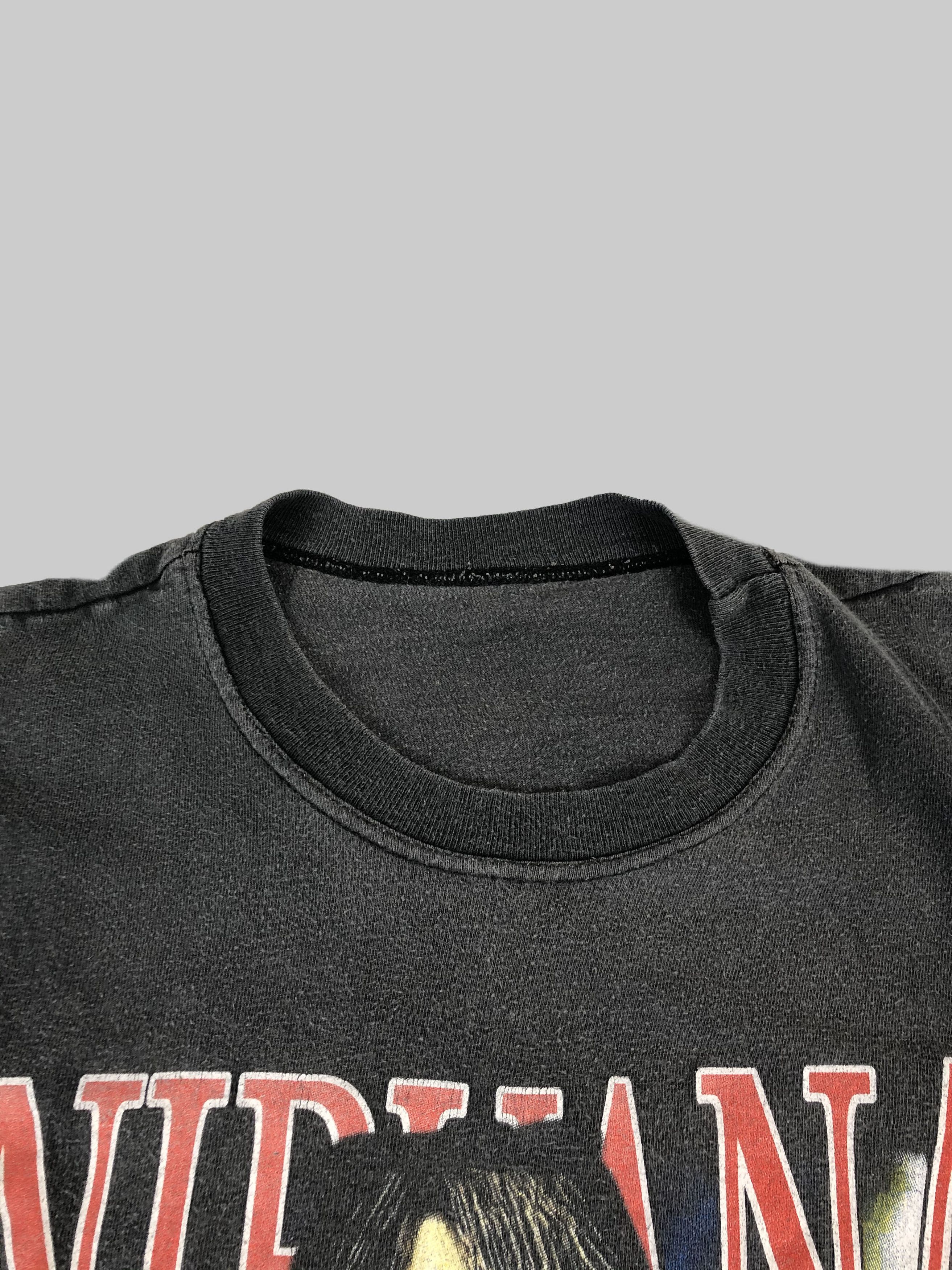 Band Tees Vintage 90s Nirvana Kurt Cobain (Red Hot Chili Peppers) Size US M / EU 48-50 / 2 - 14 Thumbnail