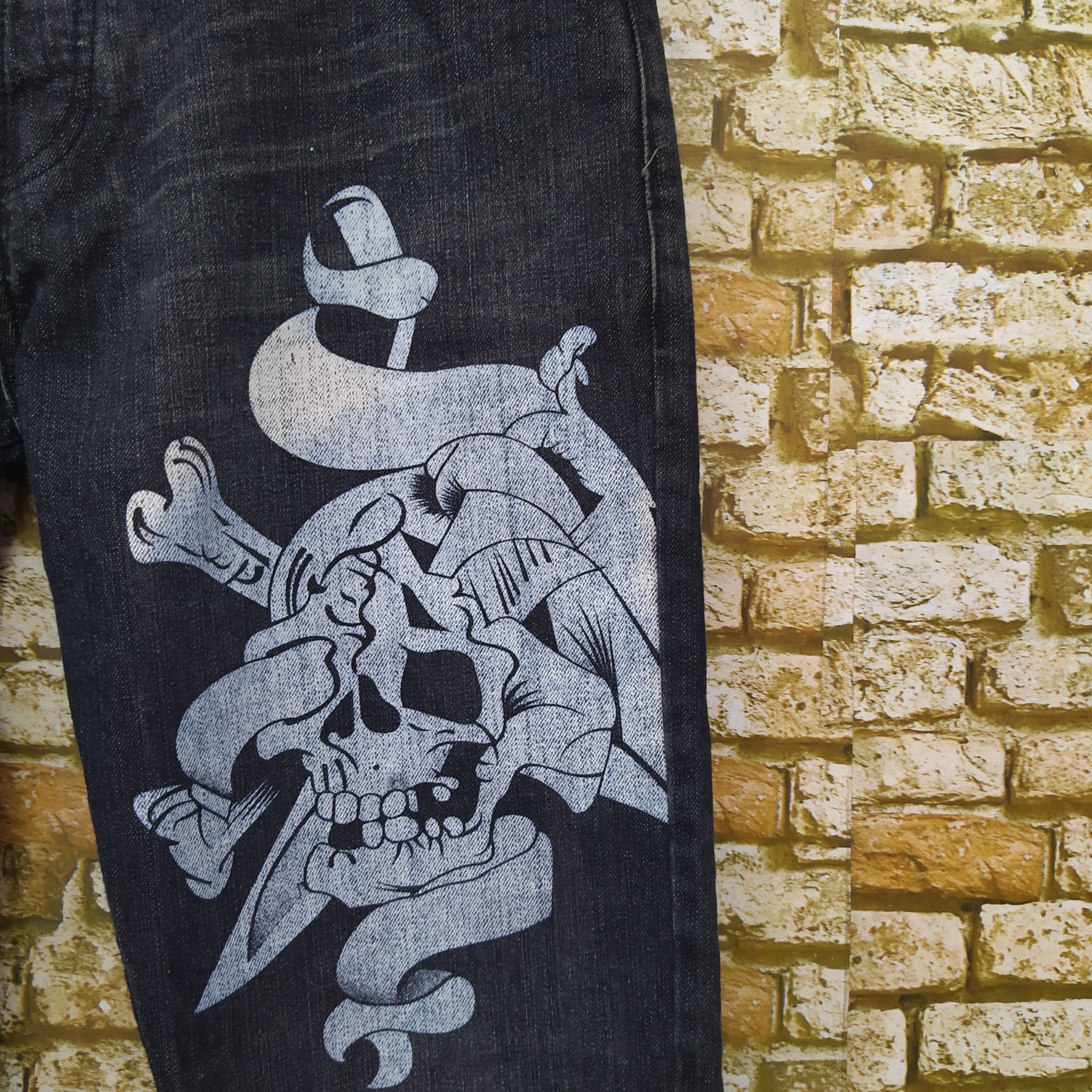 Edition Japan × Japanese Brand YULETIDE JUBILATION SKULL DENIM OVERSIZED POCKET (D175) Size US 34 / EU 50 - 2 Thumbnail
