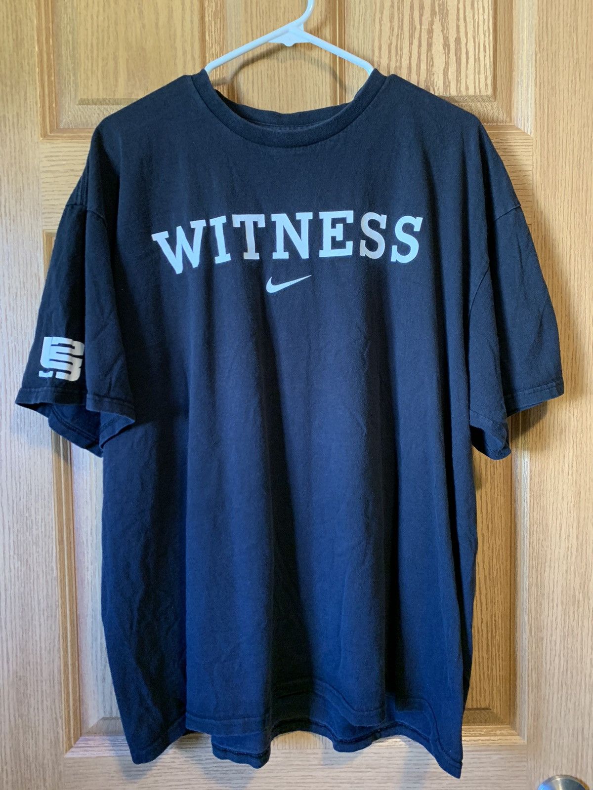 Nike Lebron James “witness” T-shirt 