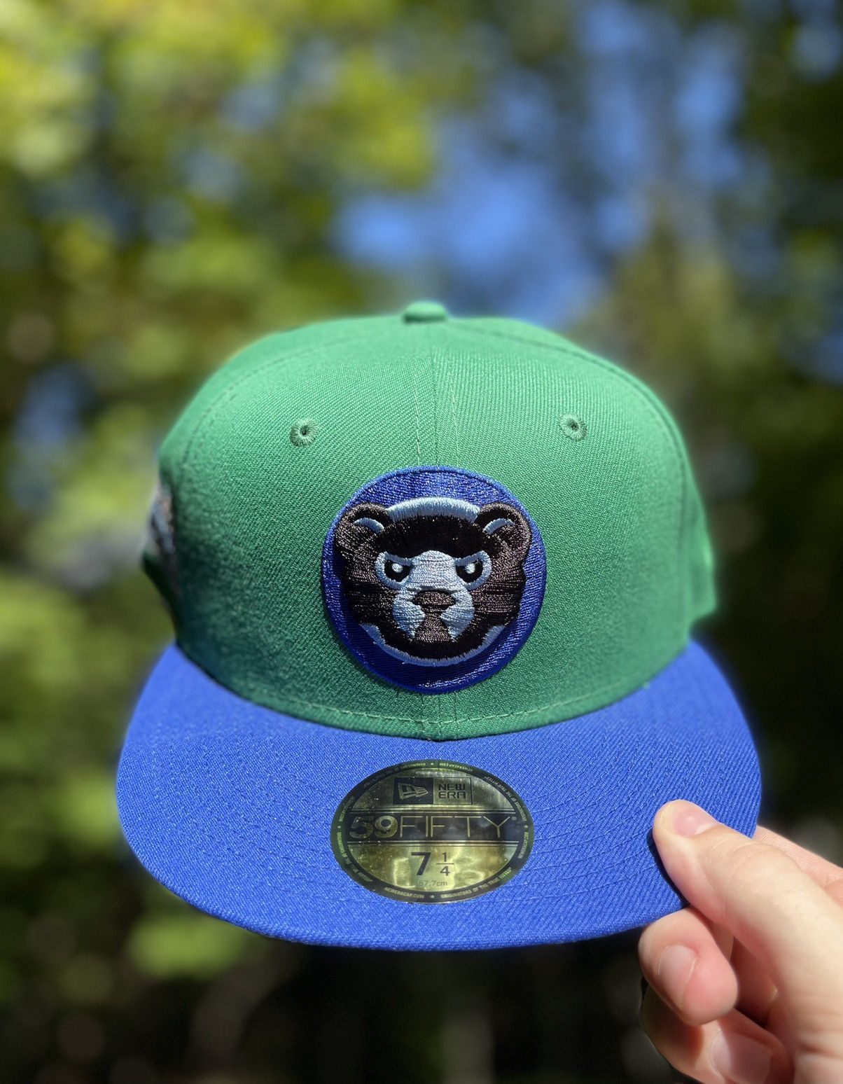 MLB × New Era Sports World 165 Chicago Cubs 2-Tone ‘Save The Planet’Sz71/4 Size ONE SIZE - 1 Thumbnail
