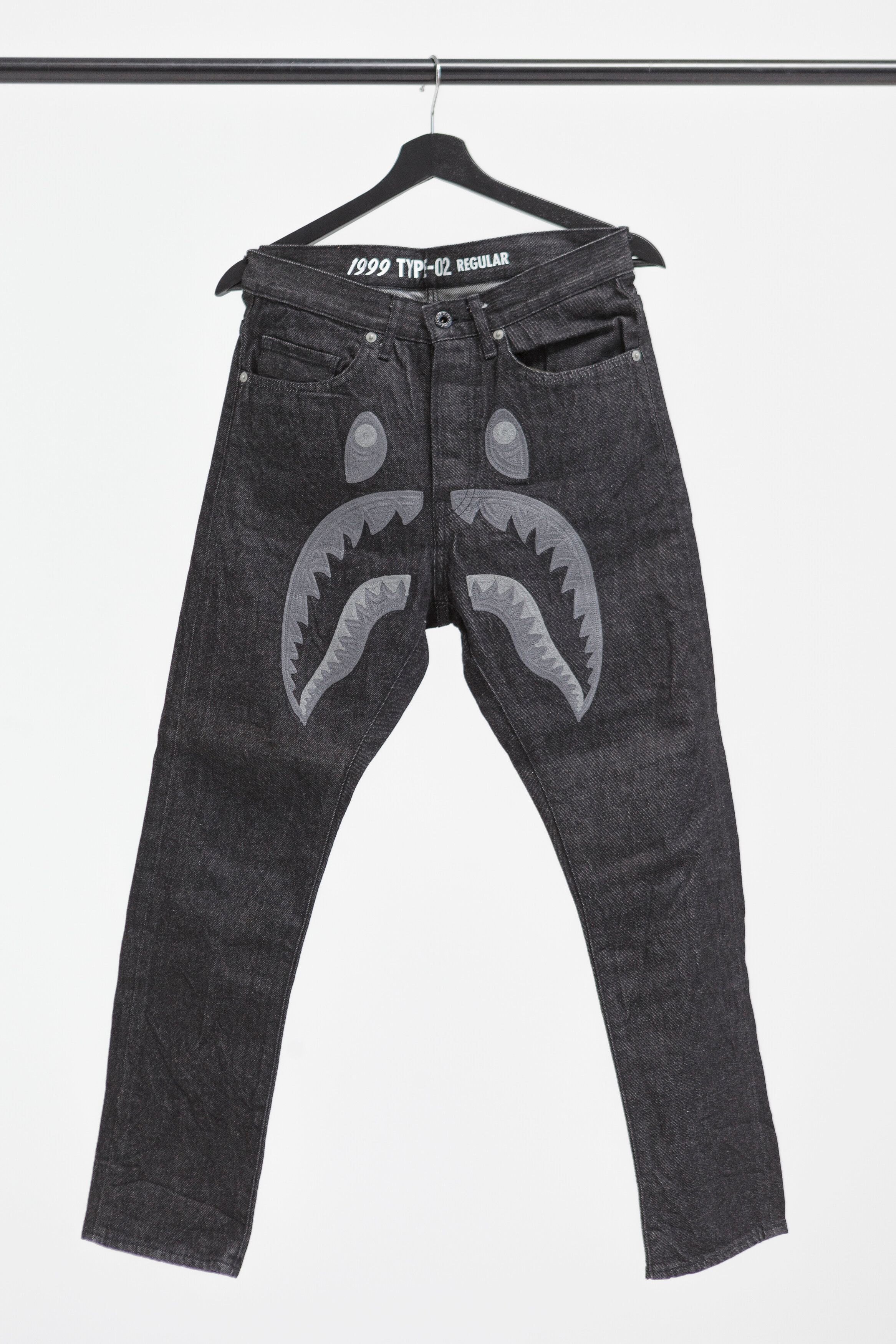 Bape A Bathing Ape Bape Denim Grey Shark Embroidery Logo Jeans Size US 30 / EU 46 - 1 Preview