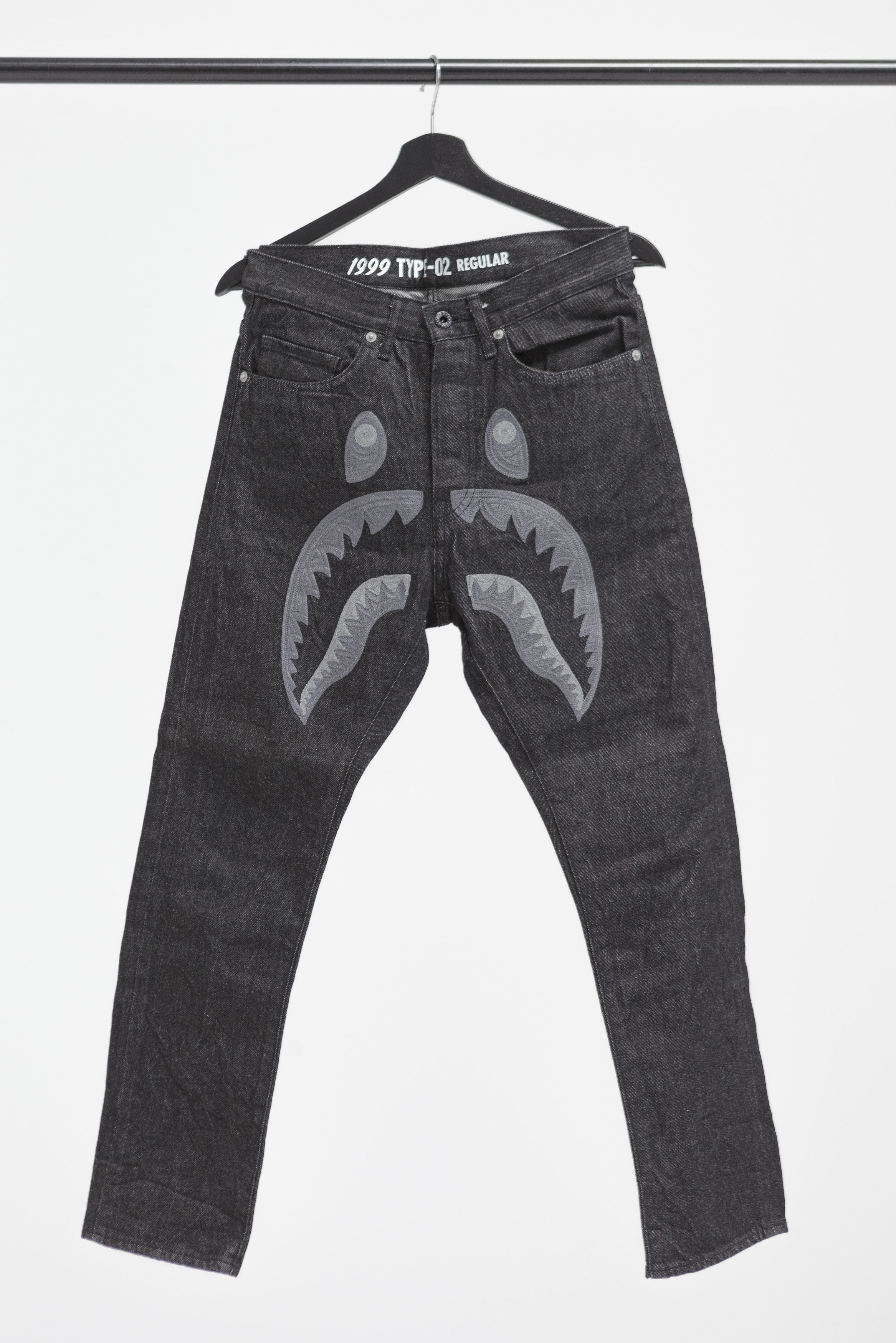 Bape A Bathing Ape Bape Denim Grey Shark Embroidery Logo Jeans Size US 30 / EU 46 - 1 Preview