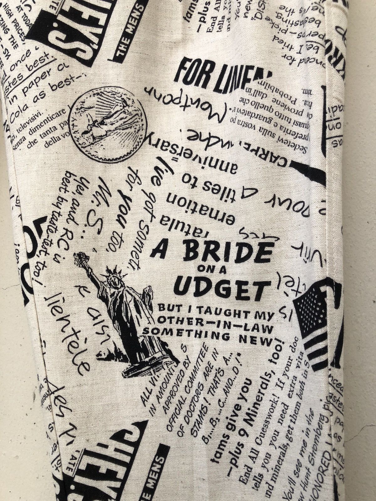 Vintage Vintage 80s Three Top Japan Old Newspaper Baggy Trouser Pant Size US 29 - 16 Thumbnail