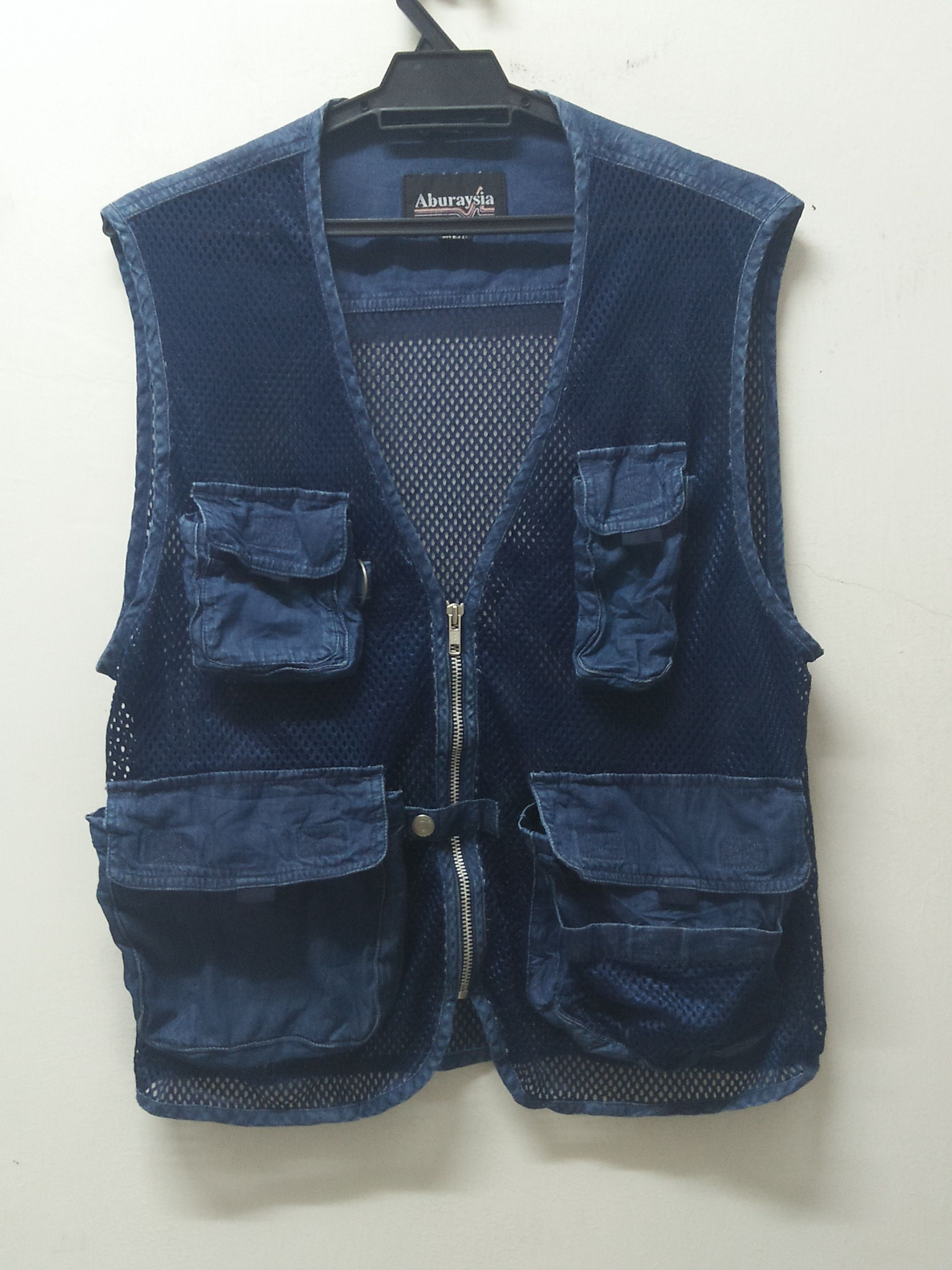Japanese Brand Nice fishing vest Japanese brand Size US L / EU 52-54 / 3 - 1 Thumbnail