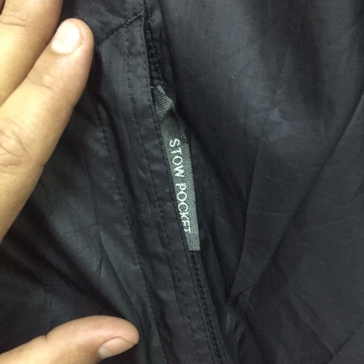 Japanese Brand The northface nylon stow pocket jacket Size US XL / EU 56 / 4 - 2 Thumbnail