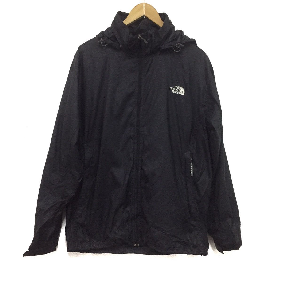 Japanese Brand The northface nylon stow pocket jacket Size US XL / EU 56 / 4 - 1 Thumbnail