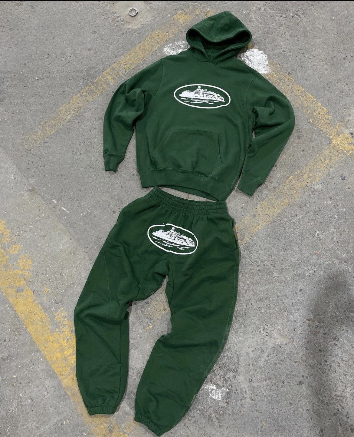 Streetwear Corteiz Green Alcatraz Hoodie | Grailed