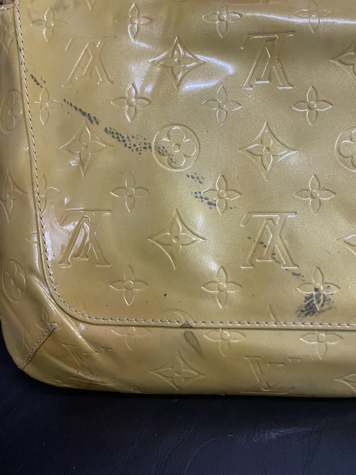 Louis Vuitton Vintage Louis Vuitton Vernis Nude Shoulder Bag DIRTY Size ONE SIZE - 7 Thumbnail
