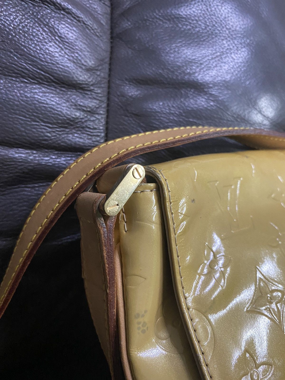 Louis Vuitton Vintage Louis Vuitton Vernis Nude Shoulder Bag DIRTY Size ONE SIZE - 15 Thumbnail