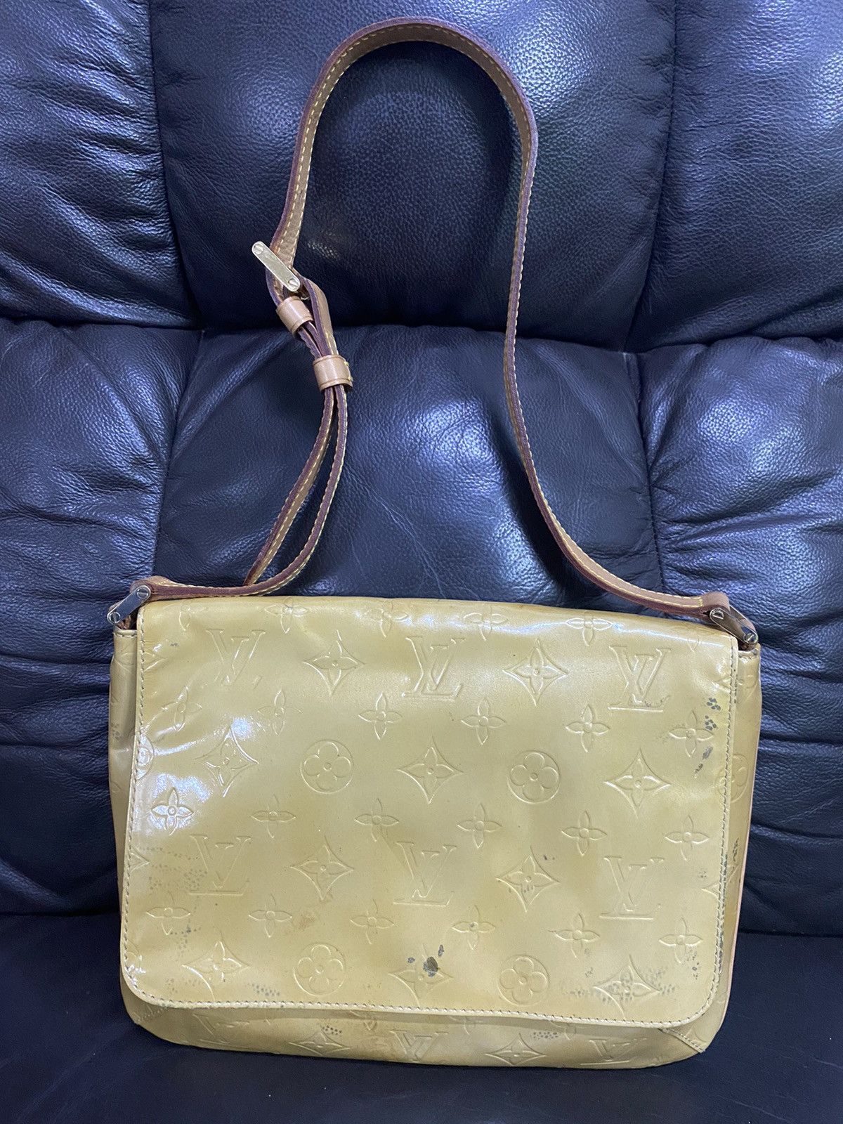 Louis Vuitton Vintage Louis Vuitton Vernis Nude Shoulder Bag DIRTY Size ONE SIZE - 1 Thumbnail