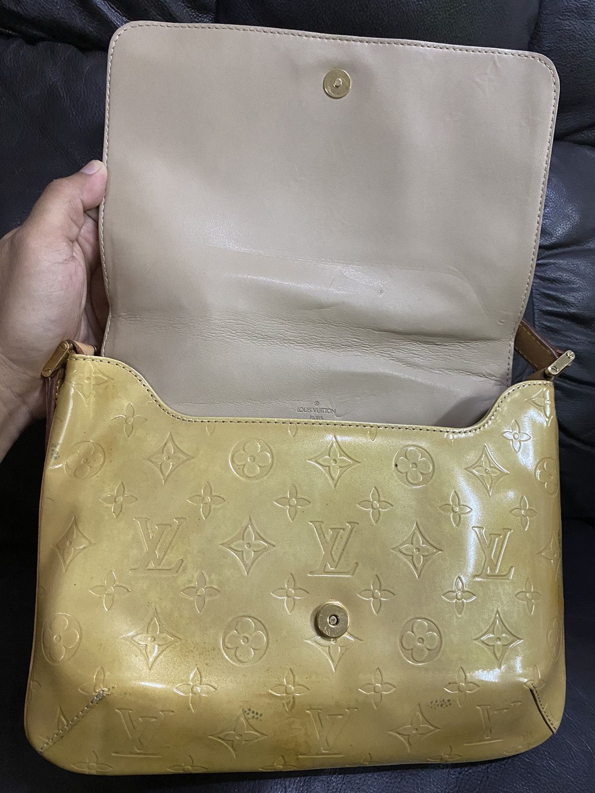 Louis Vuitton Vintage Louis Vuitton Vernis Nude Shoulder Bag DIRTY Size ONE SIZE - 18 Thumbnail