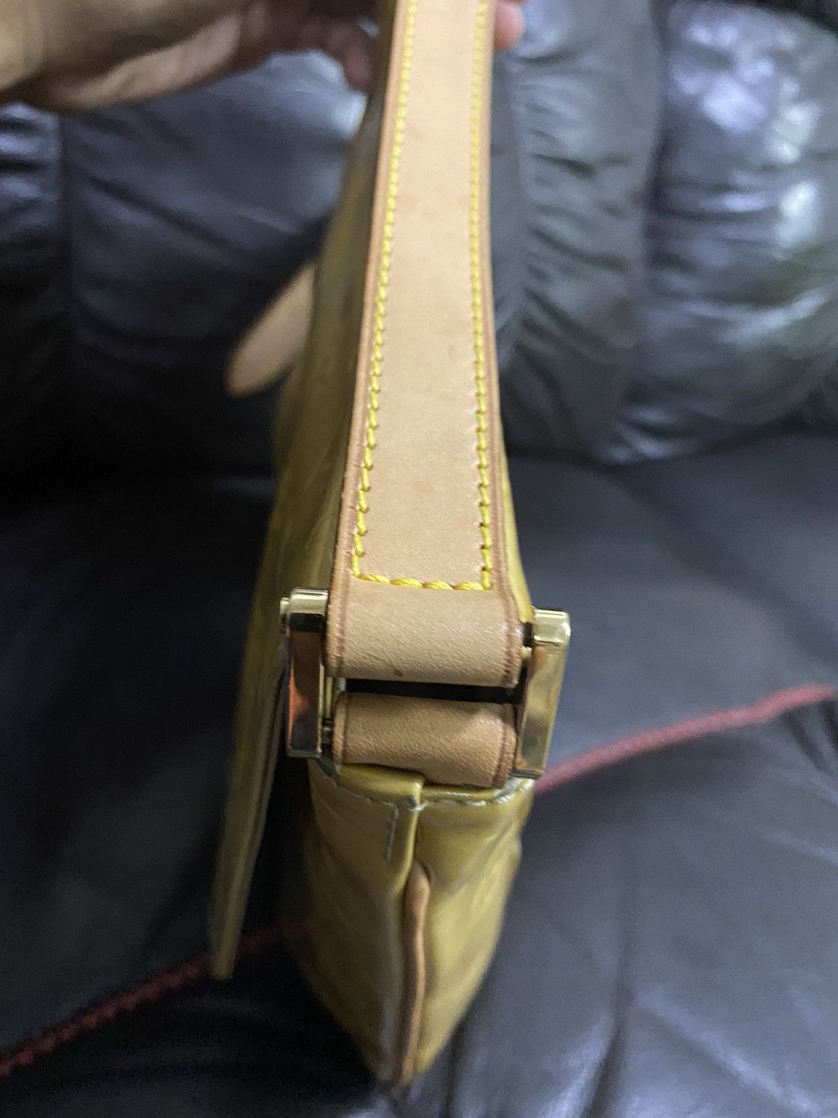 Louis Vuitton Vintage Louis Vuitton Vernis Nude Shoulder Bag DIRTY Size ONE SIZE - 17 Thumbnail