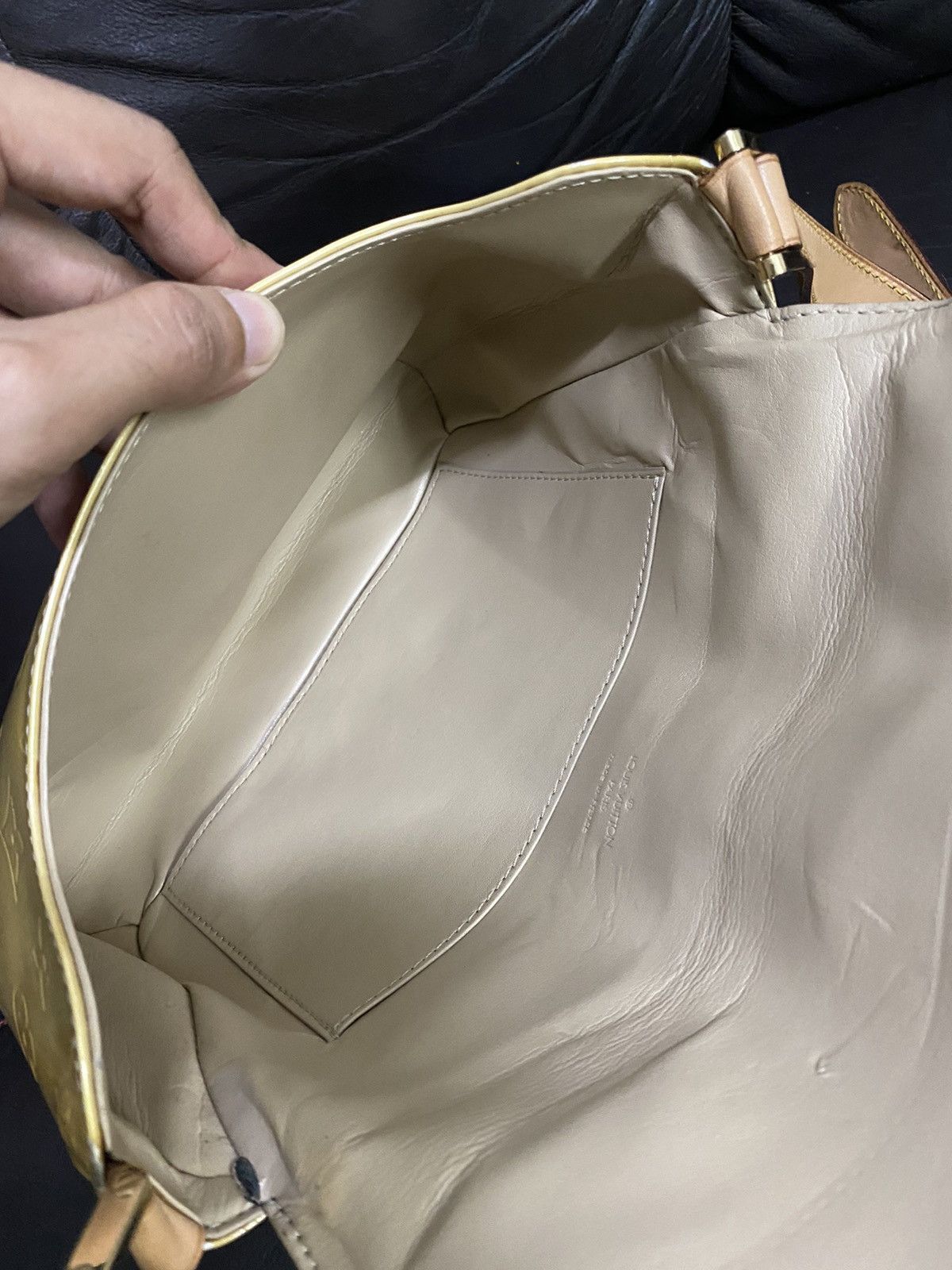 Louis Vuitton Vintage Louis Vuitton Vernis Nude Shoulder Bag DIRTY Size ONE SIZE - 24 Thumbnail