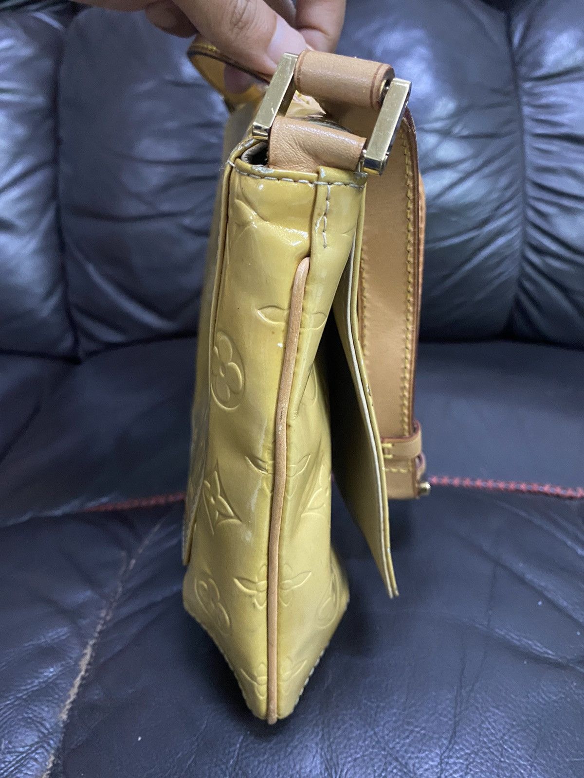 Louis Vuitton Vintage Louis Vuitton Vernis Nude Shoulder Bag DIRTY Size ONE SIZE - 11 Thumbnail