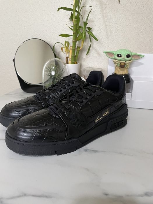 Lv trainer leather low trainers Louis Vuitton Green size 42 EU in